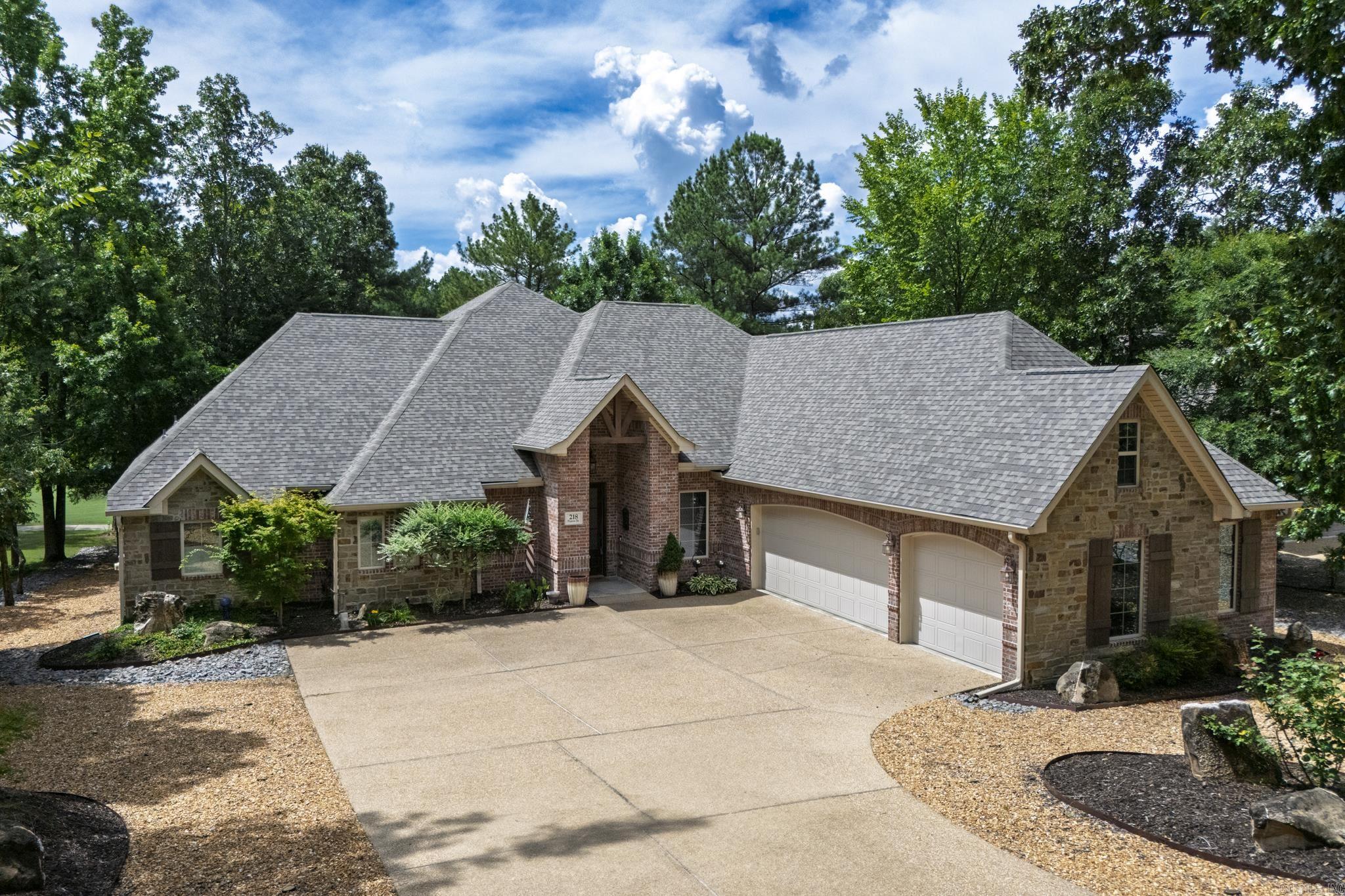 218 Pizarro Drive Hot Springs Village, AR 71909