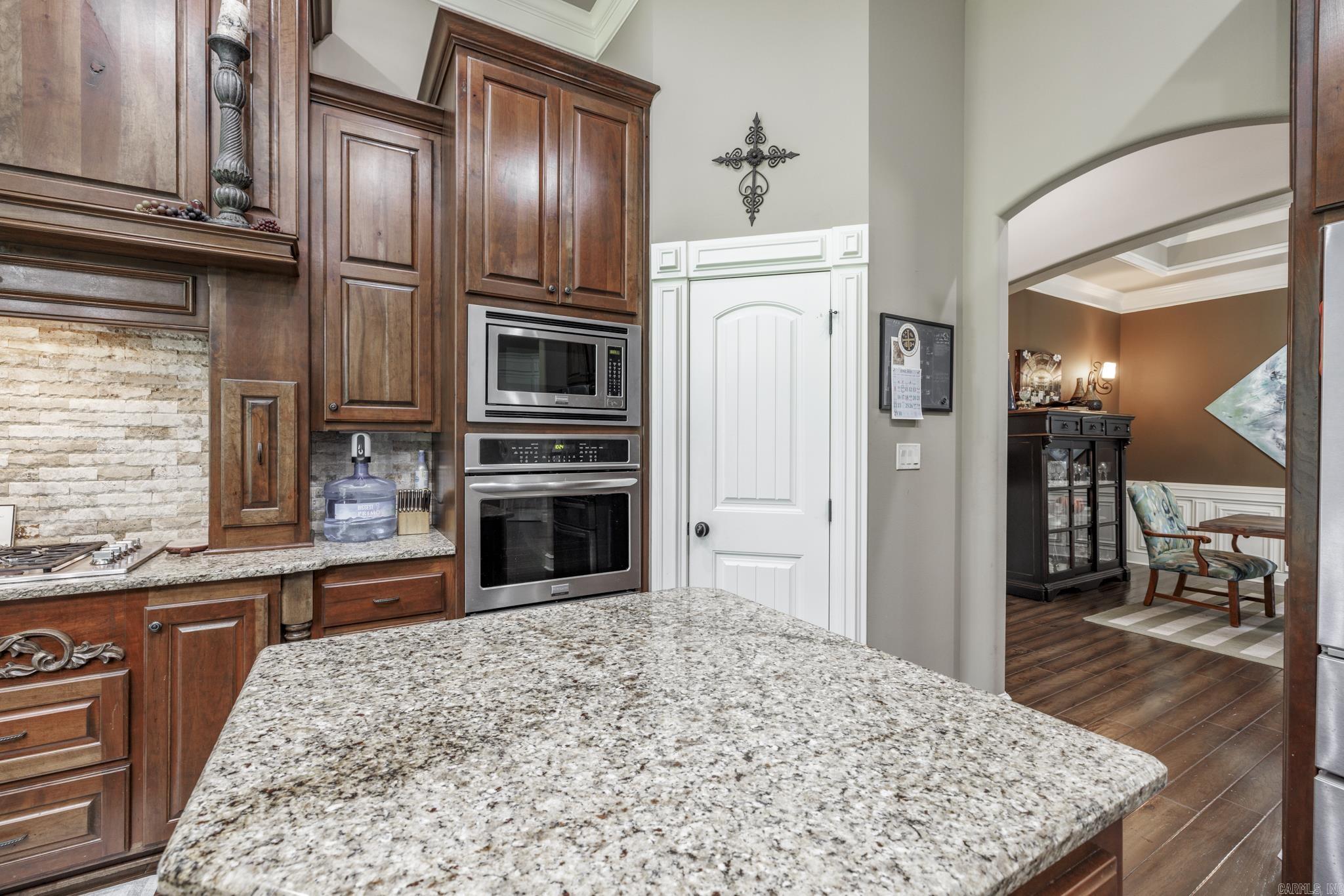 218 Pizarro Drive Hot Springs Village, AR 71909