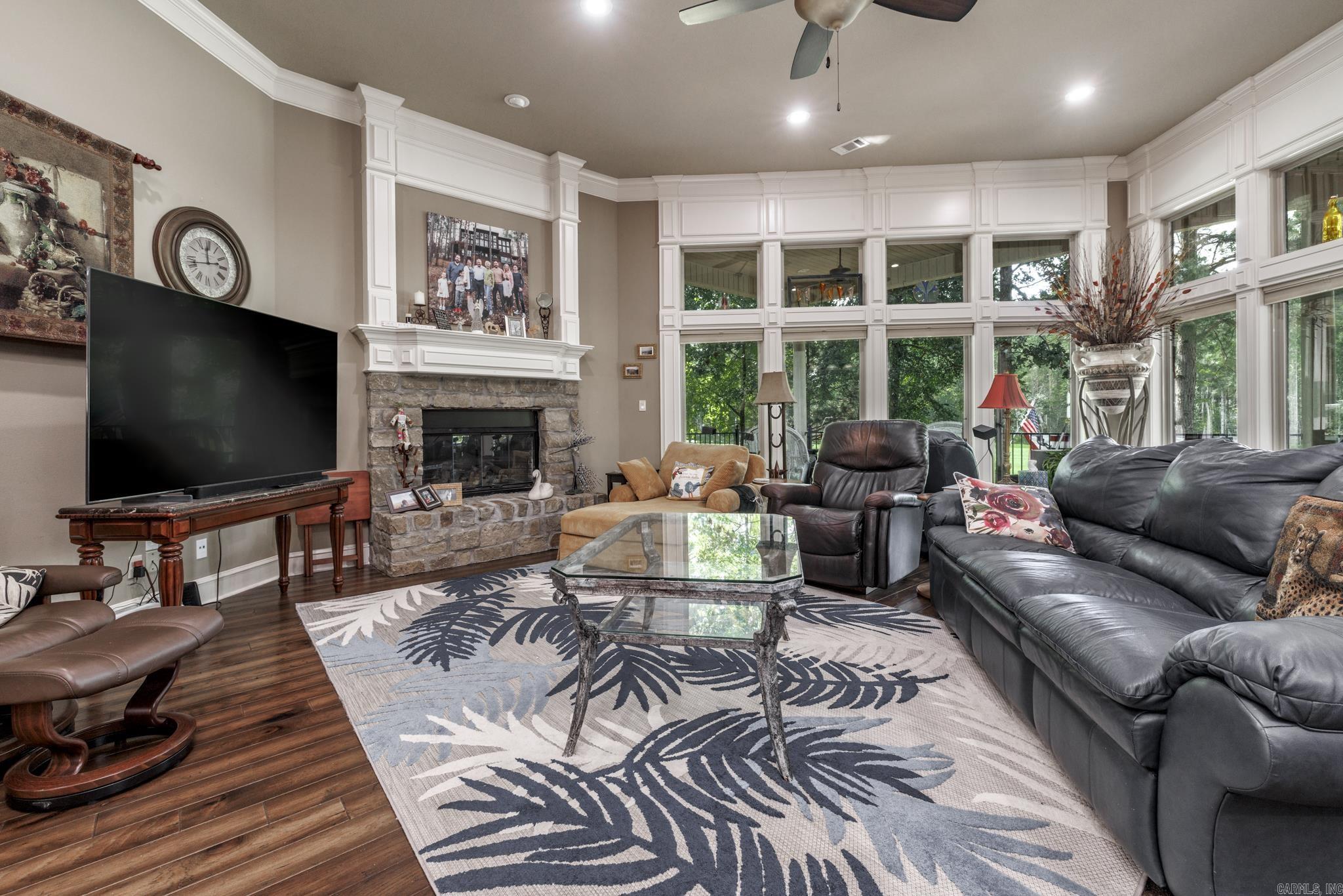 218 Pizarro Drive Hot Springs Village, AR 71909