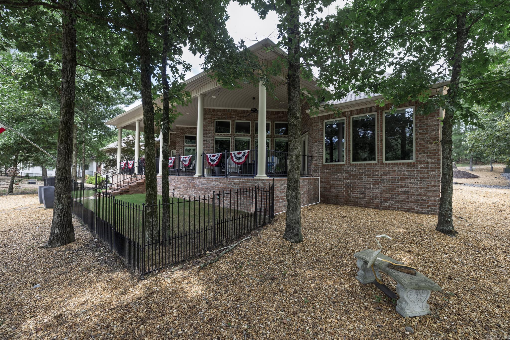 218 Pizarro Drive Hot Springs Village, AR 71909