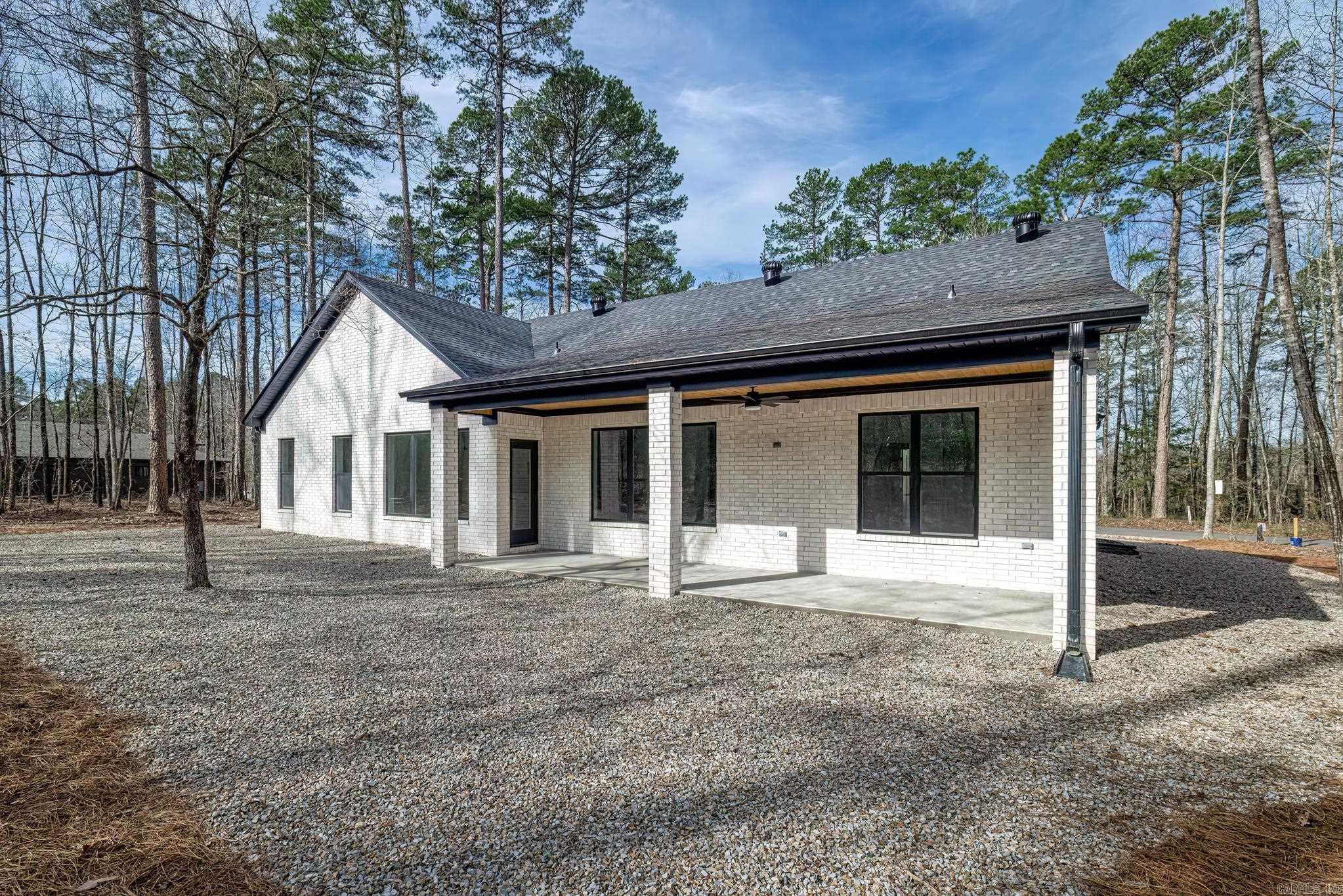 60 Estrella Way Hot Springs Village, AR 71909