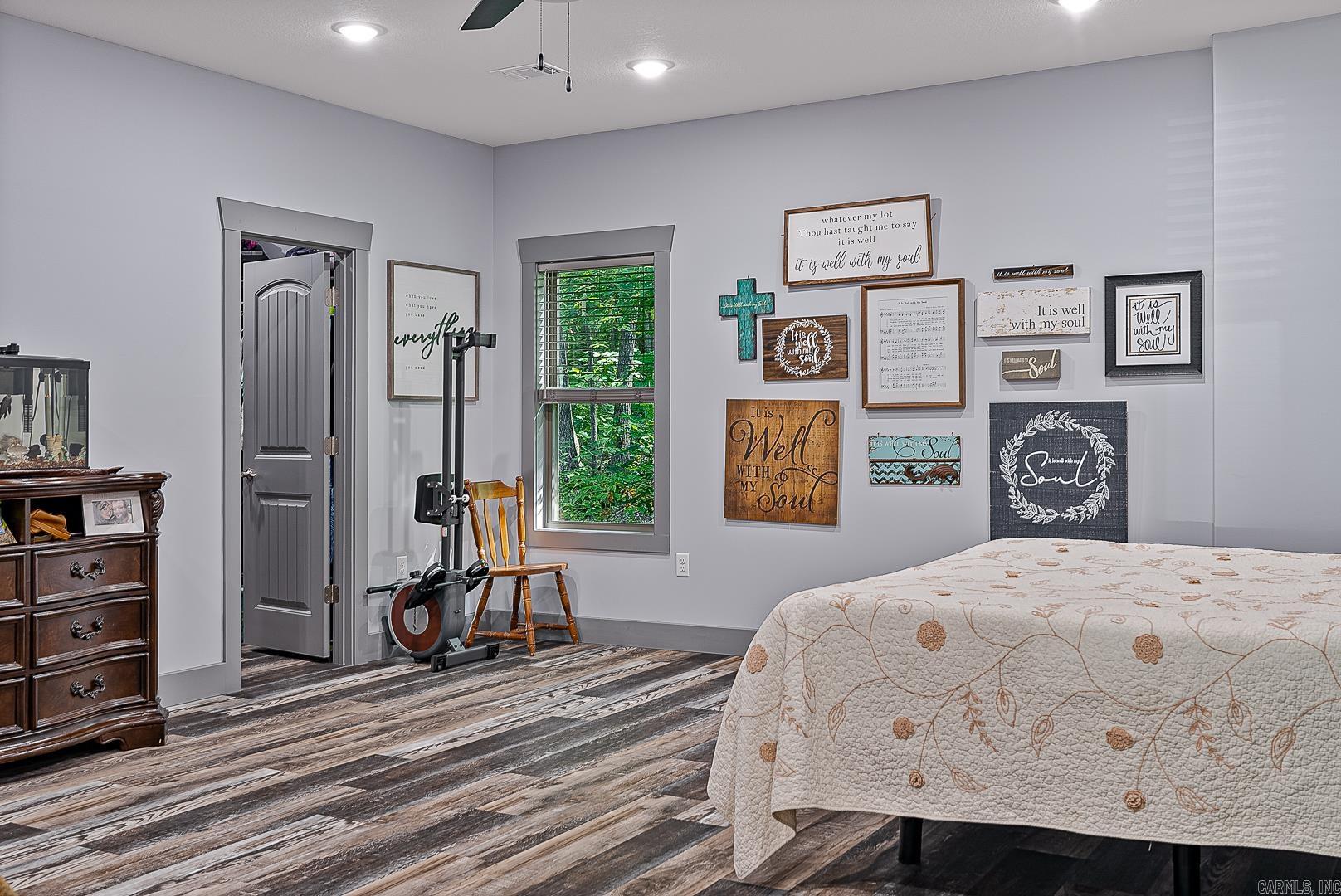 8203 Oak Creek  Harrisburg, AR