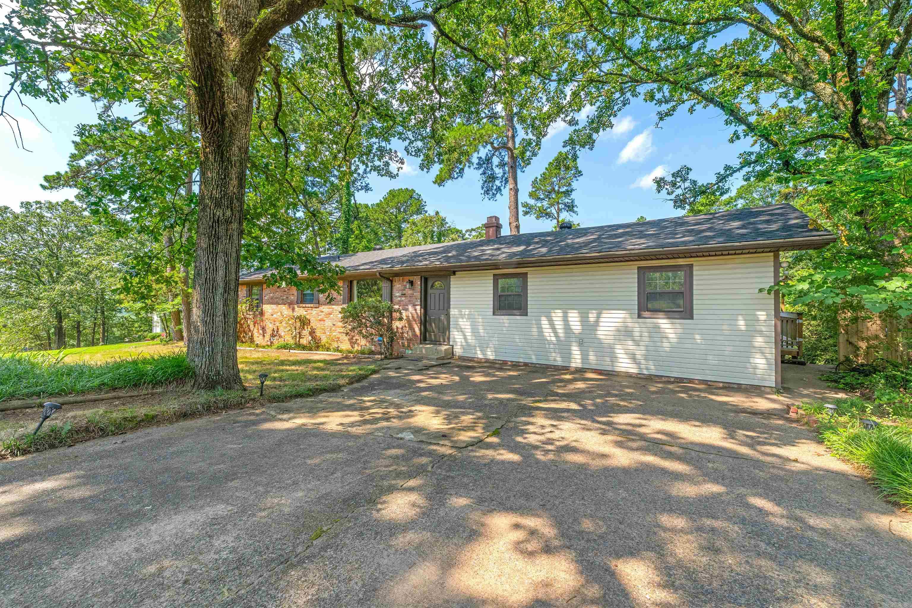 7025 Windsong North Little Rock, AR 72113