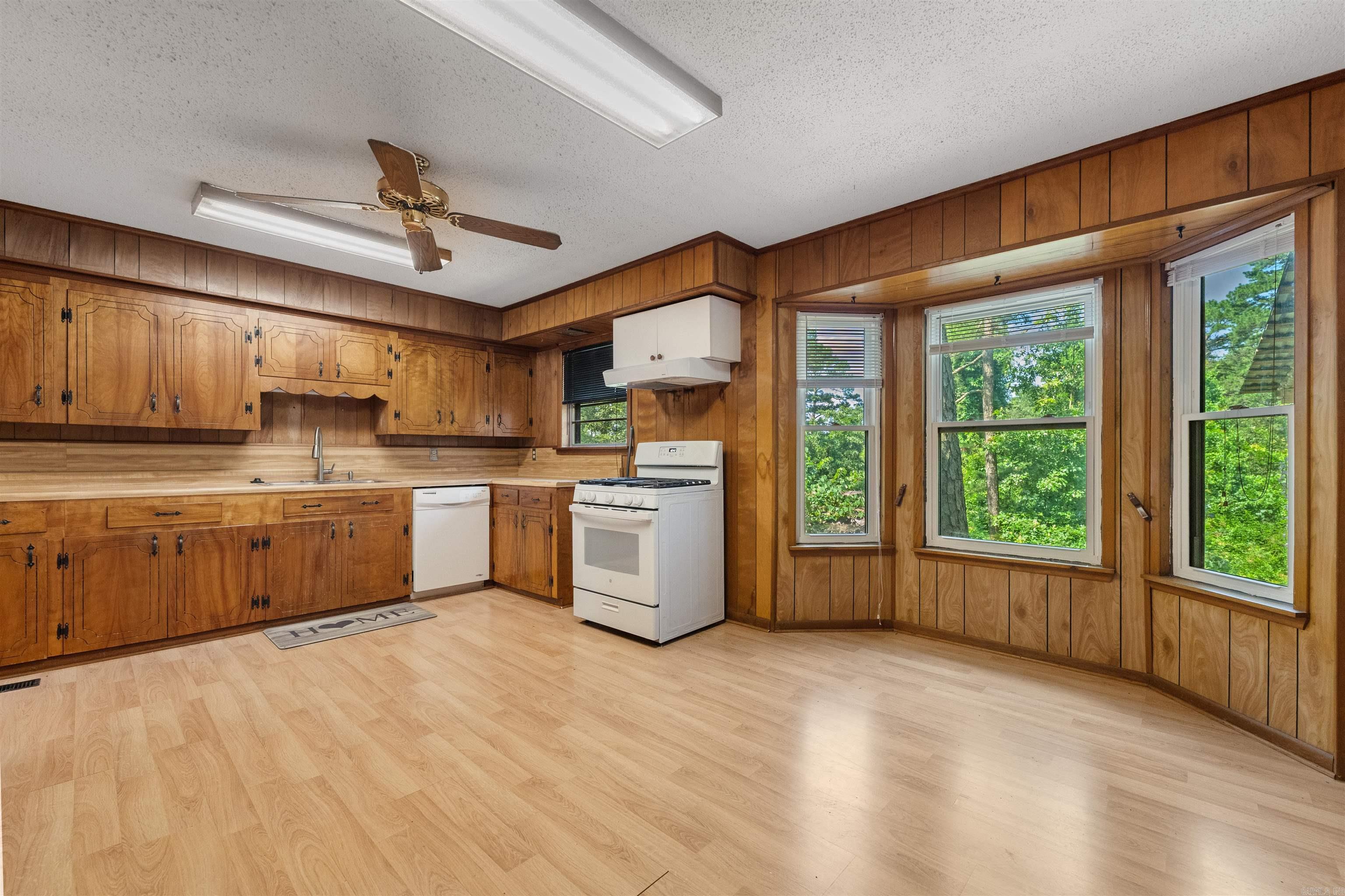 7025 Windsong North Little Rock, AR 72113