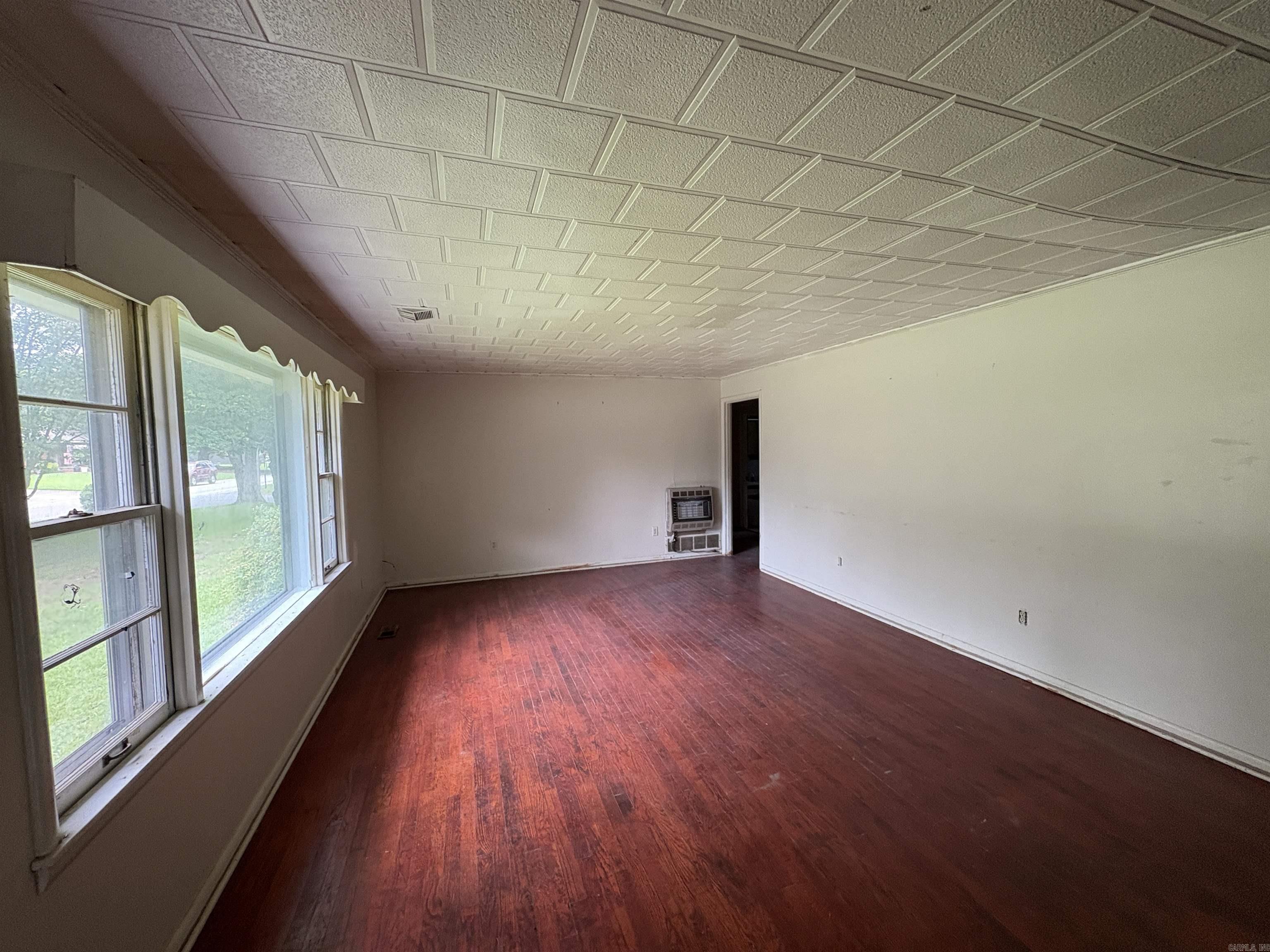 100 E Lincoln  Searcy, AR