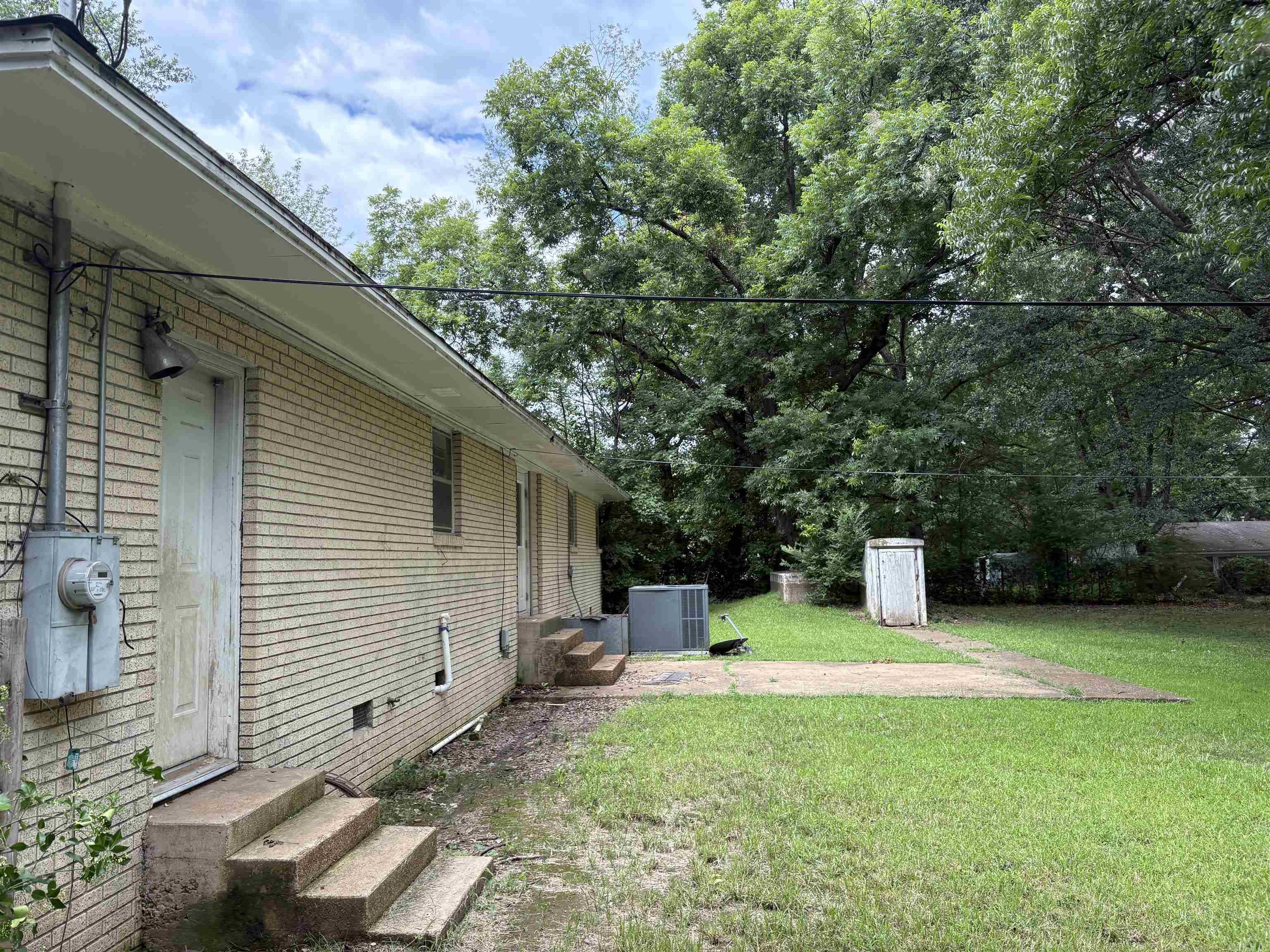 100 E Lincoln  Searcy, AR