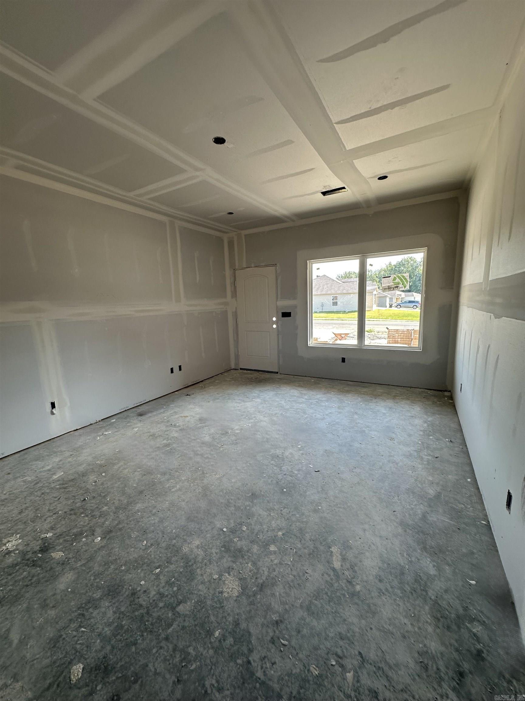 34 Ten Point Lane Ward, AR 72176