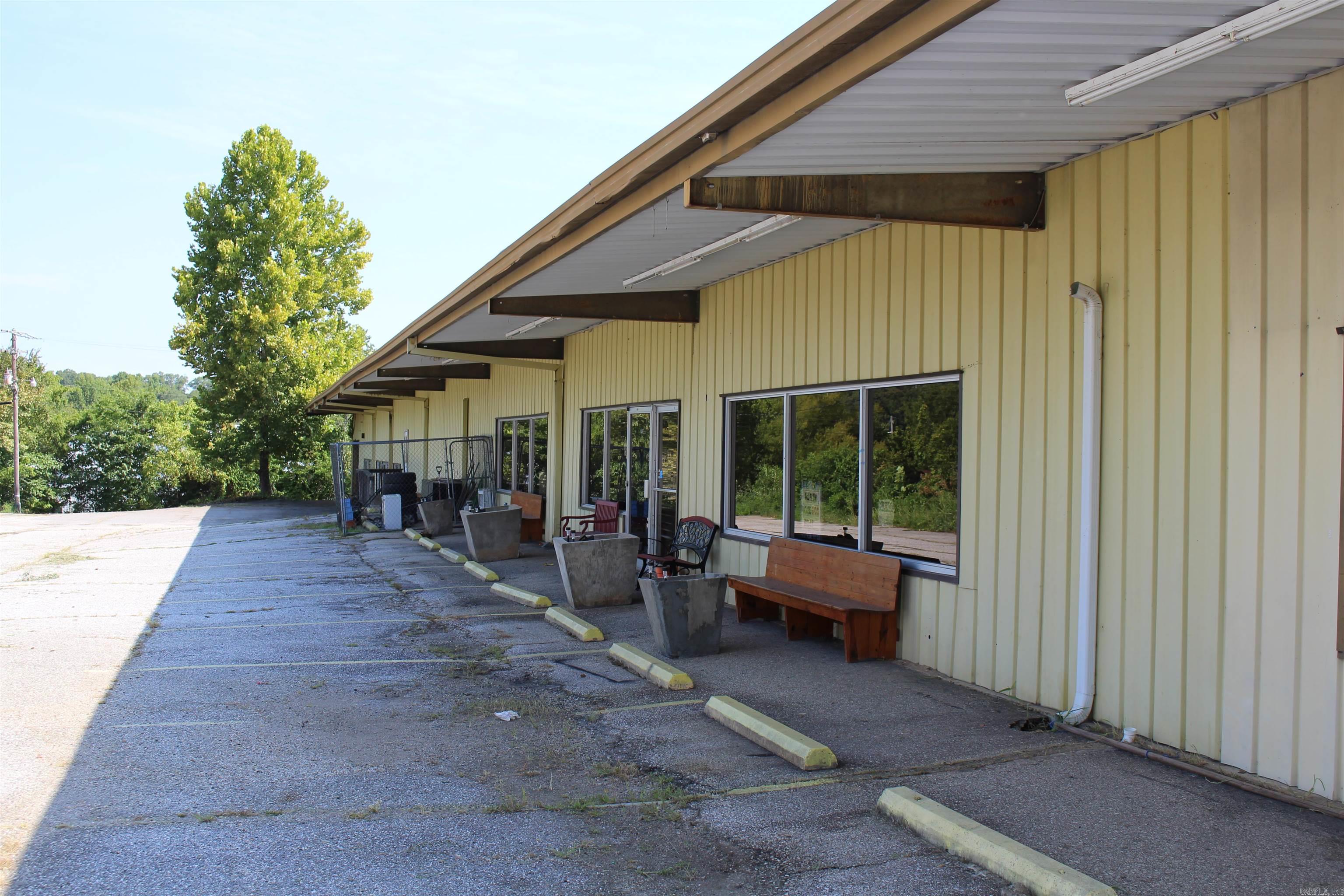 112 W Highway 270  Mount Ida, AR