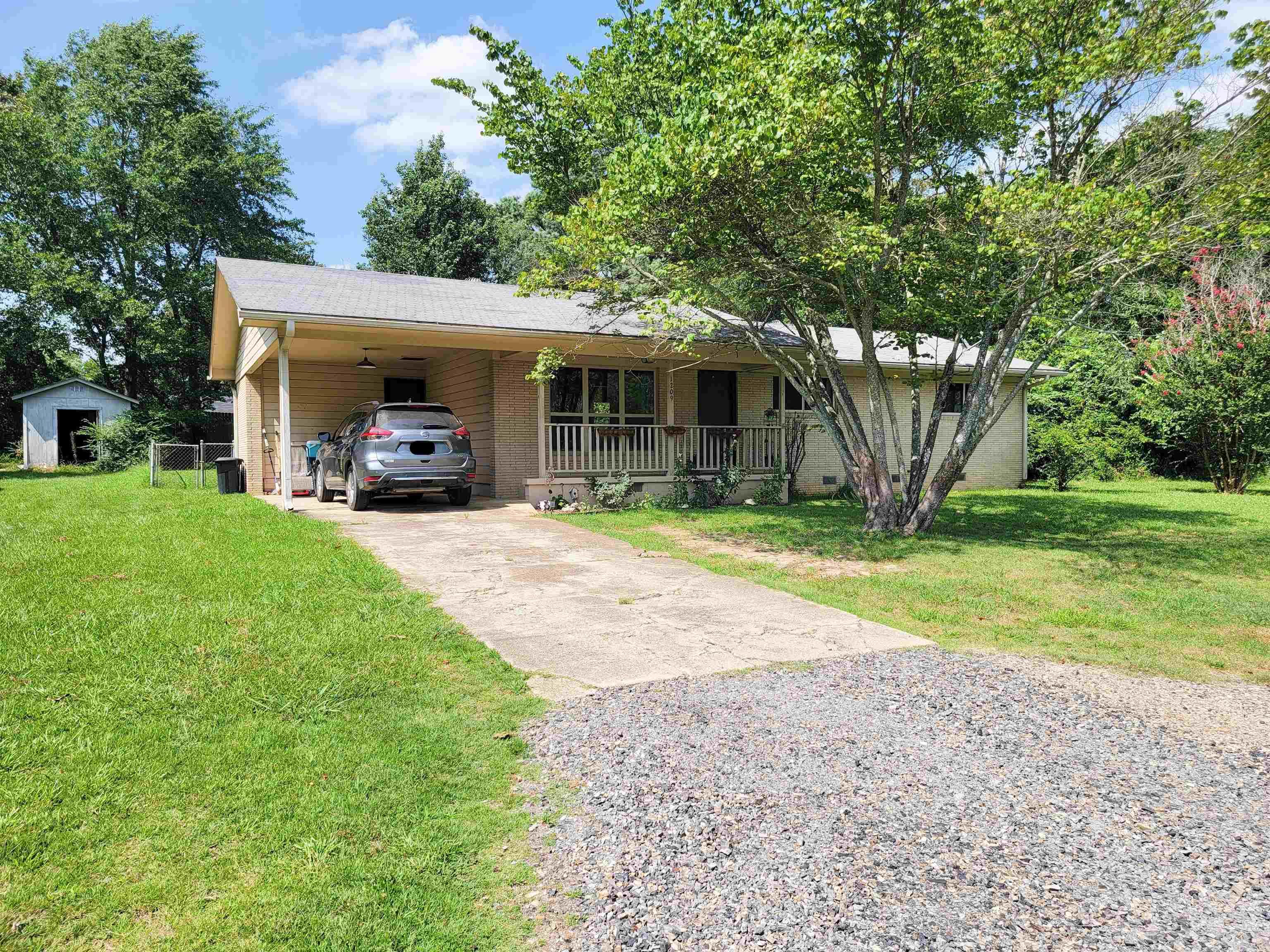 1209 Cole Ave