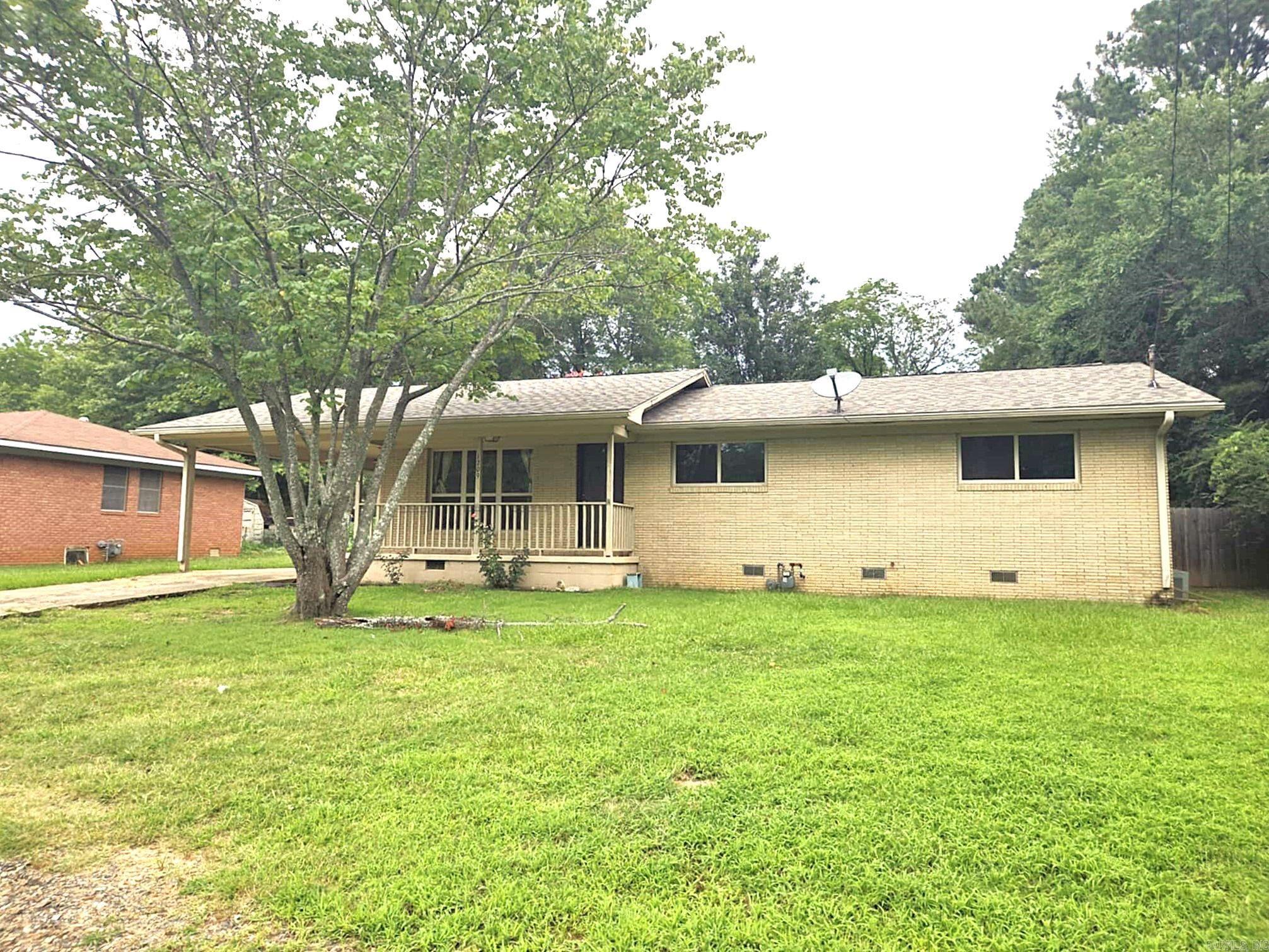 1209 Cole Ave  Mena, AR