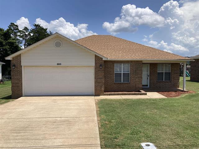 609  Scenic  Heber Springs, AR