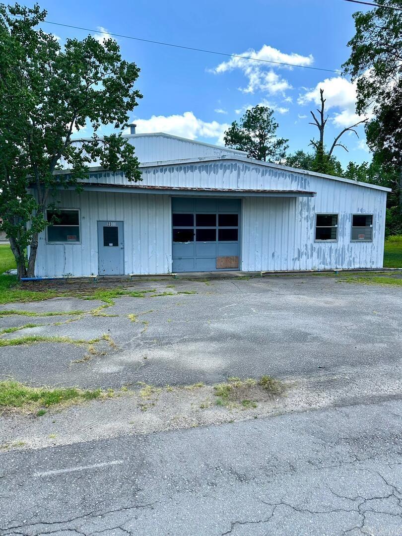2300 W 30th  Pine Bluff, AR