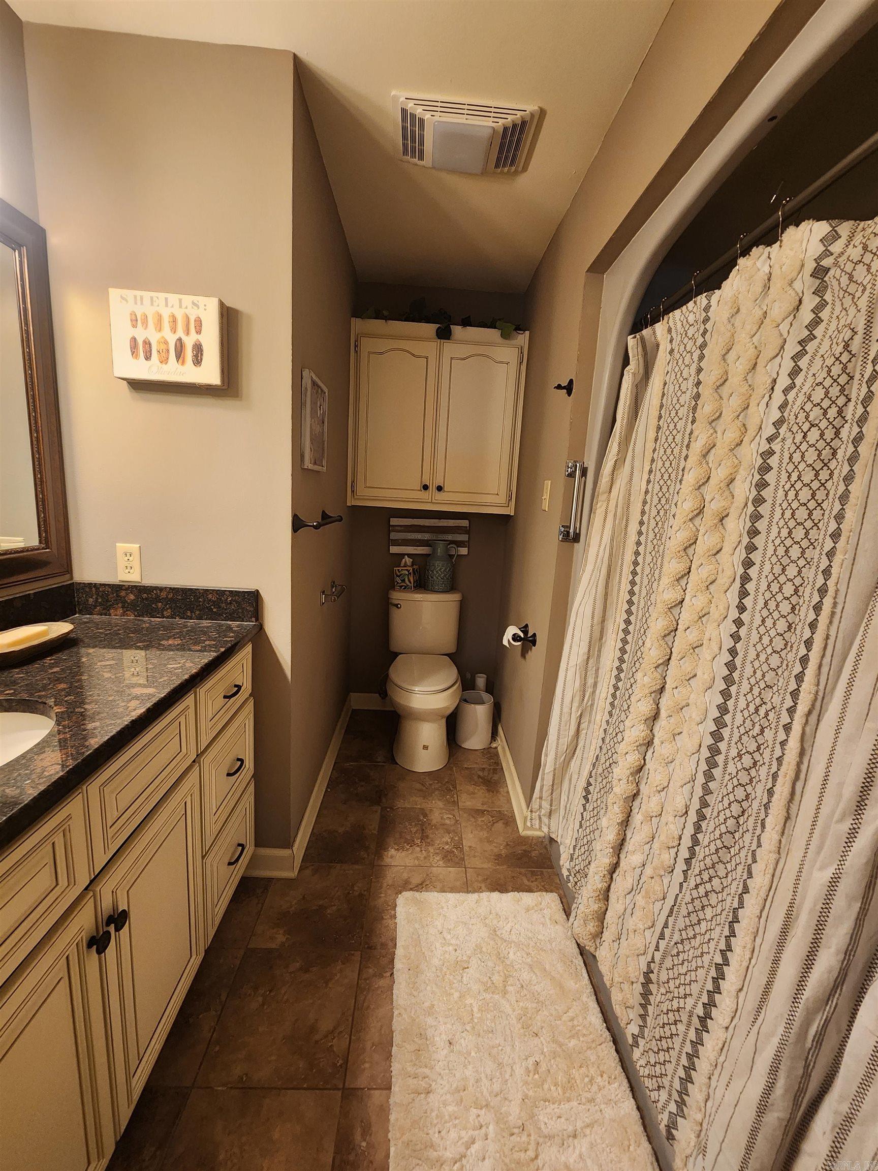 11 River Oaks Trace Searcy, AR 72143
