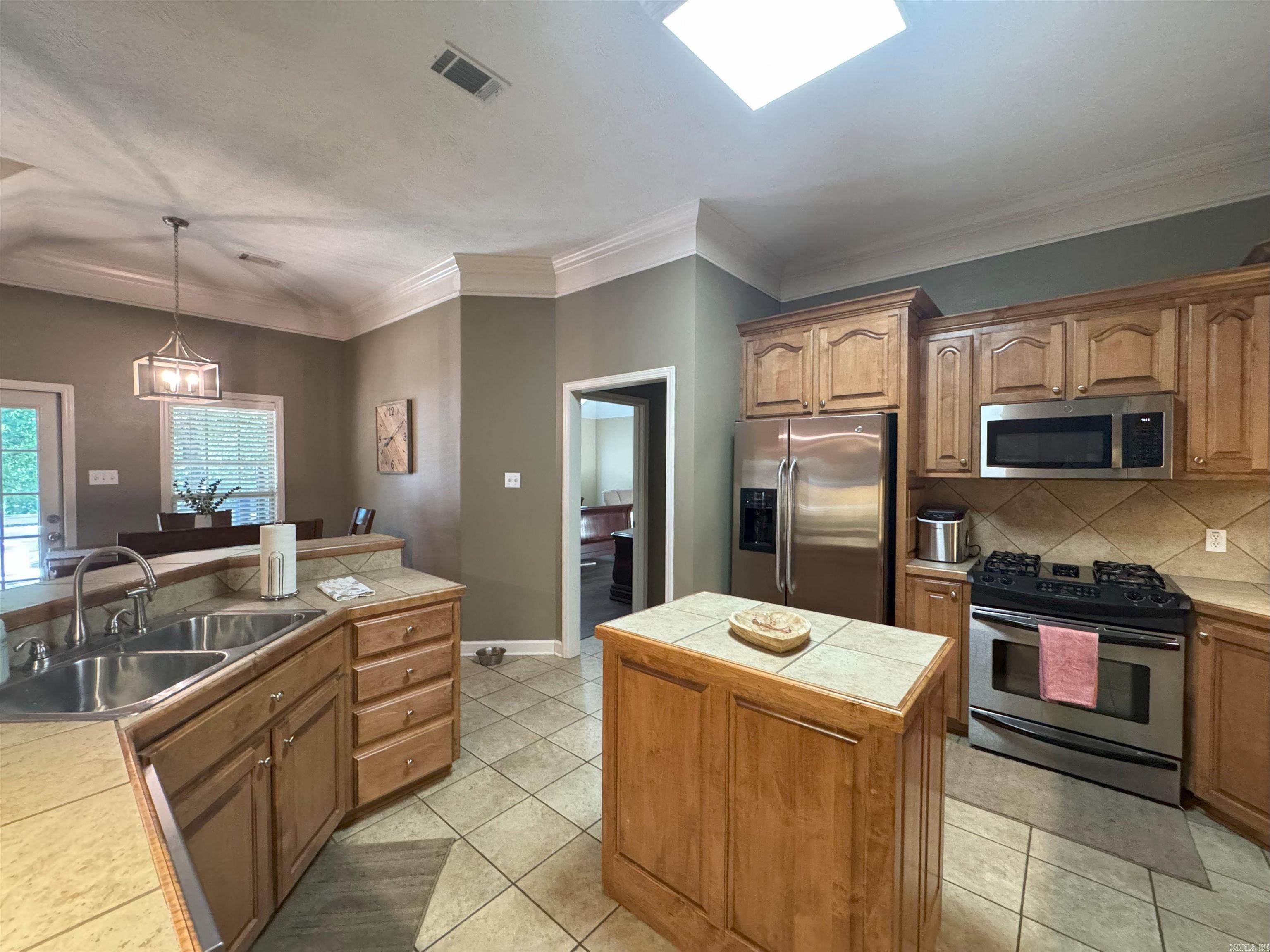 26 Auburn Hills Greenbrier, AR 72058