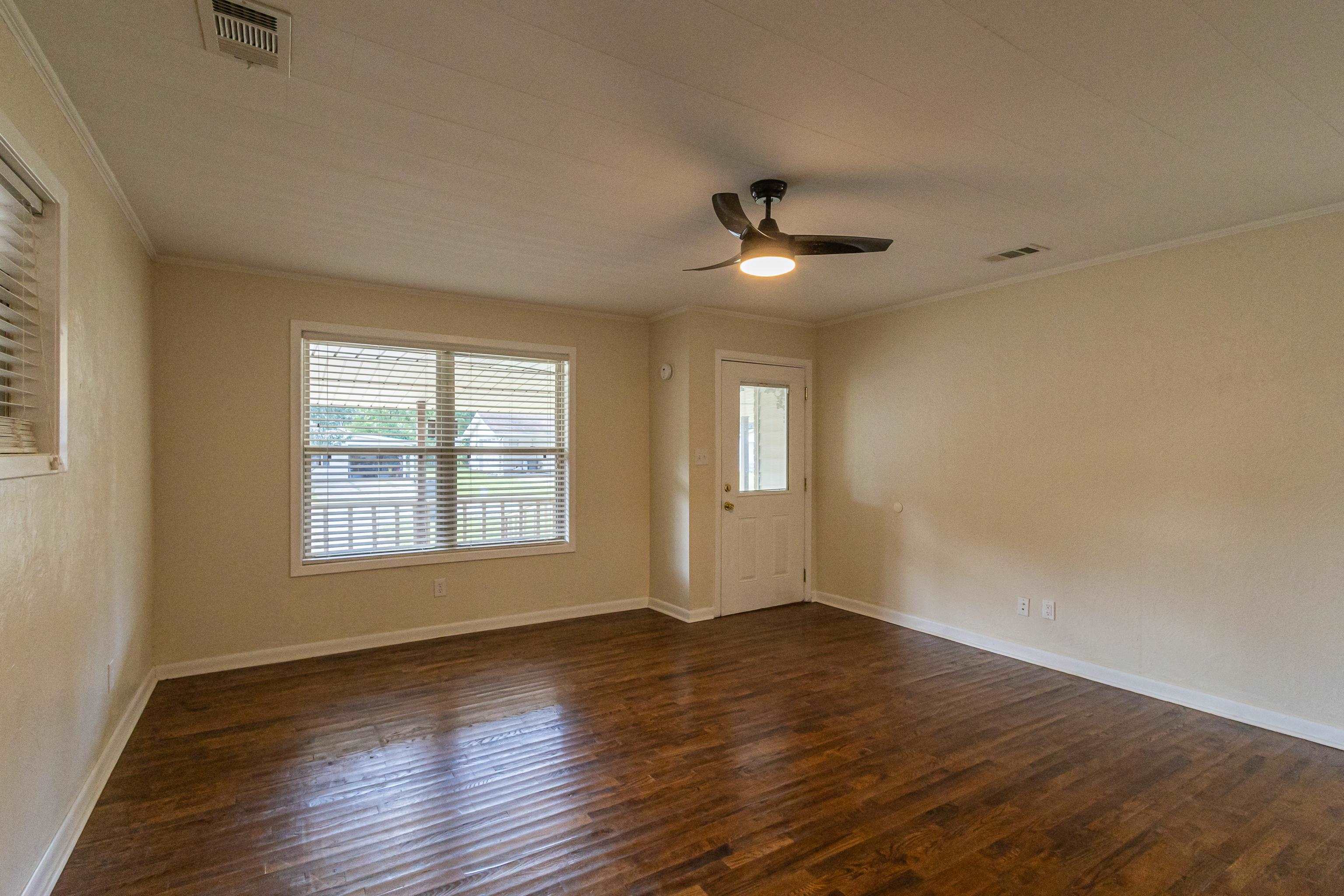 203 S 13TH AVE  Paragould, AR