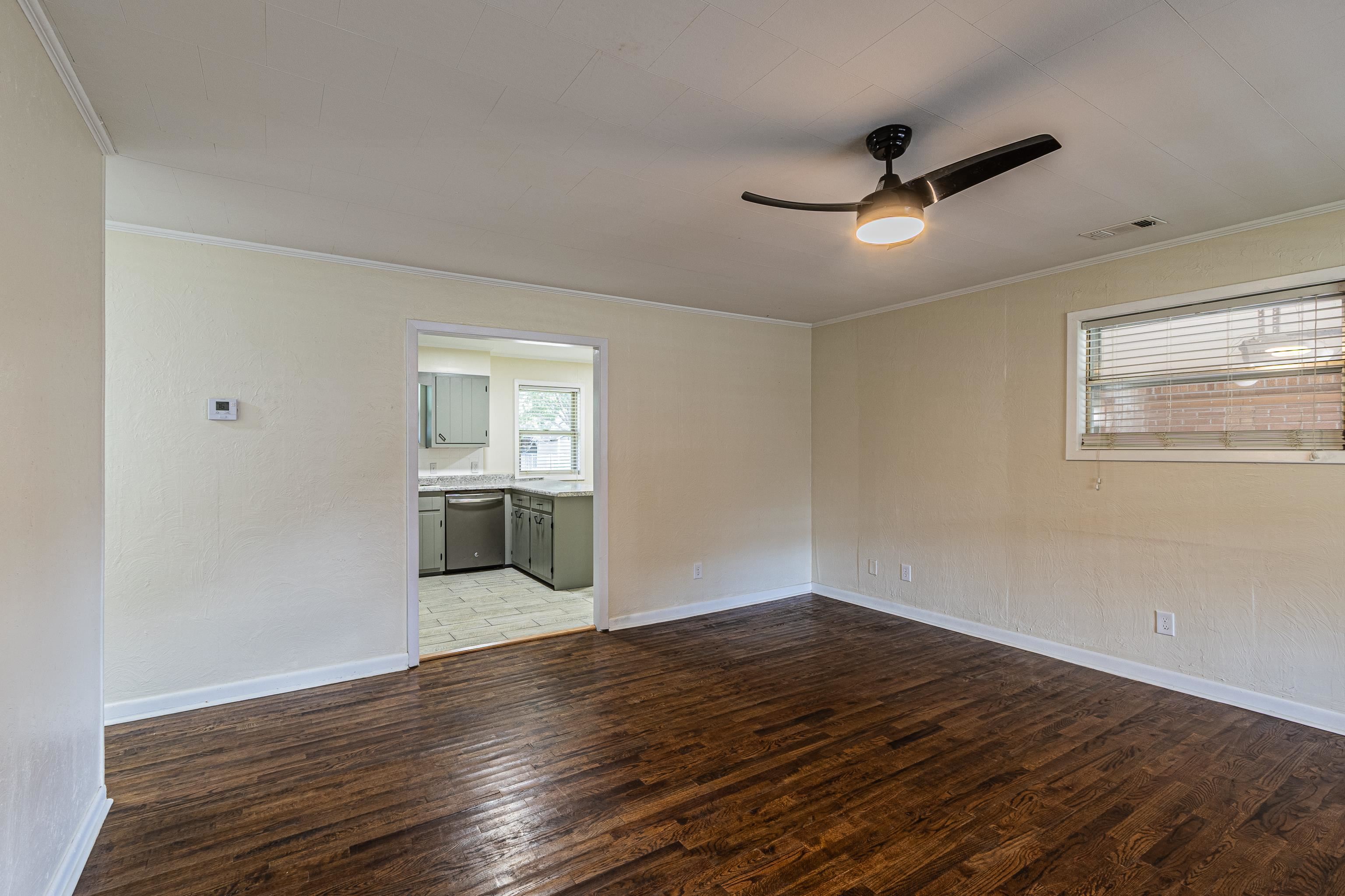 203 S 13TH AVE  Paragould, AR