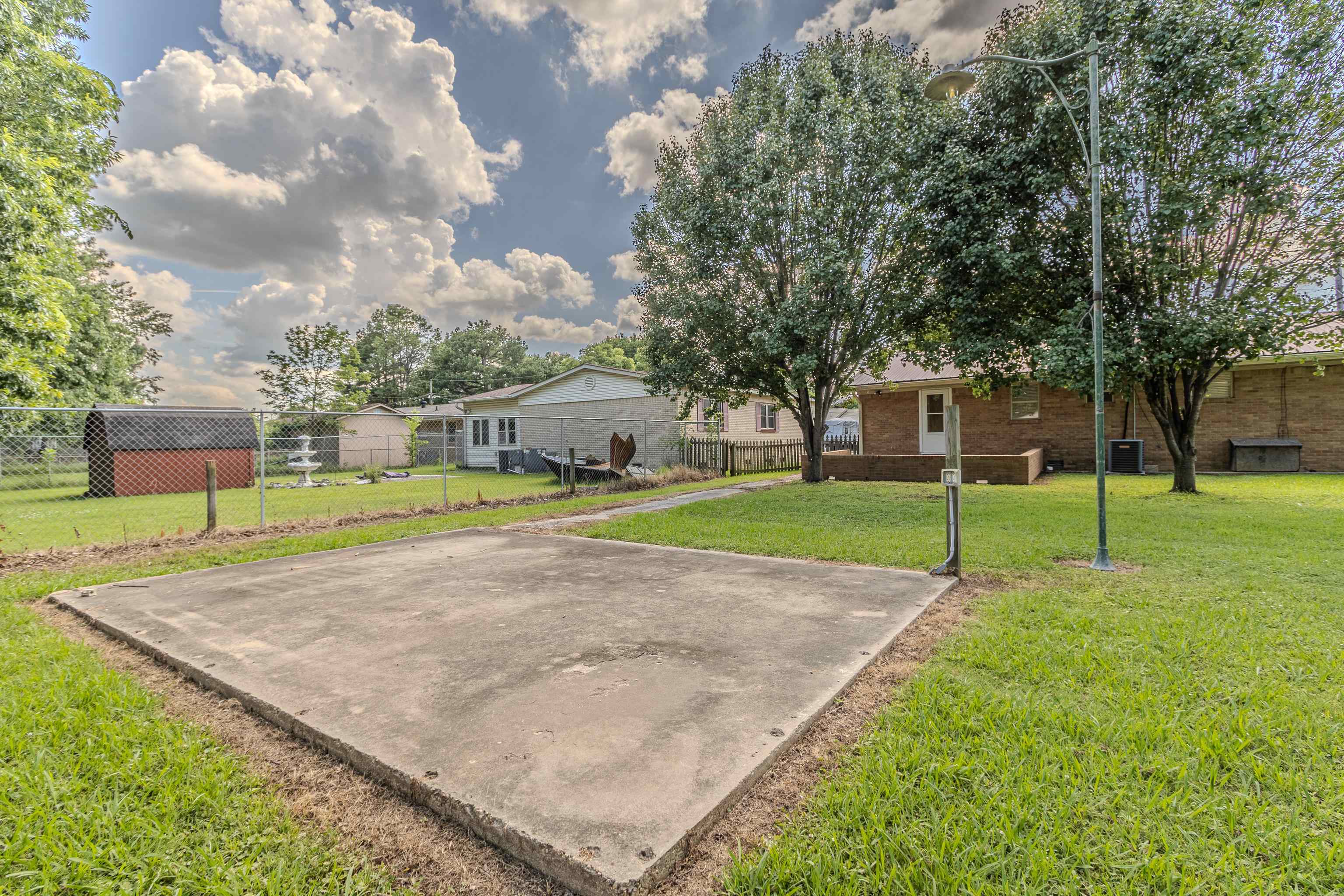 203 S 13TH AVE  Paragould, AR