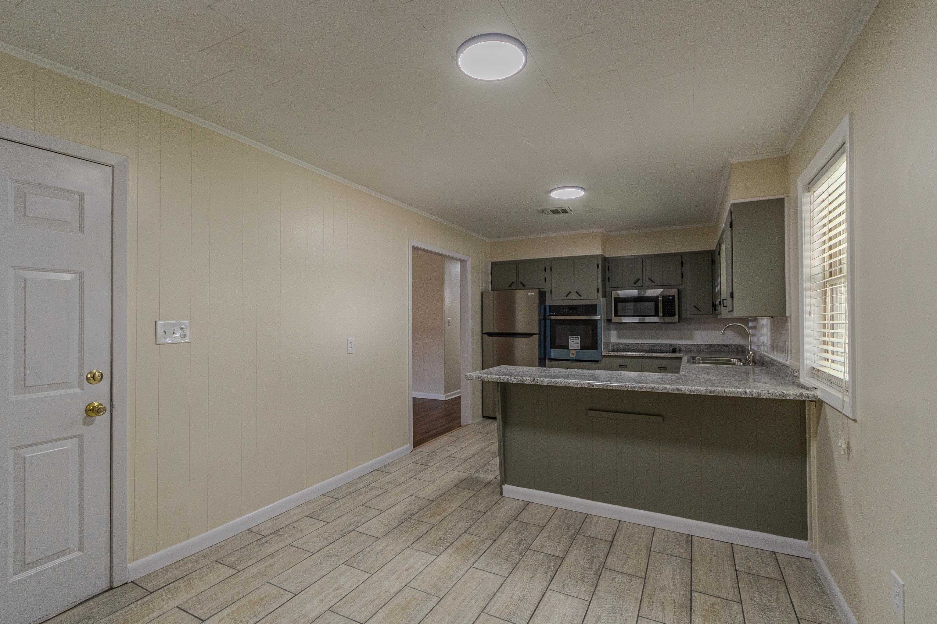 203 S 13TH AVE  Paragould, AR
