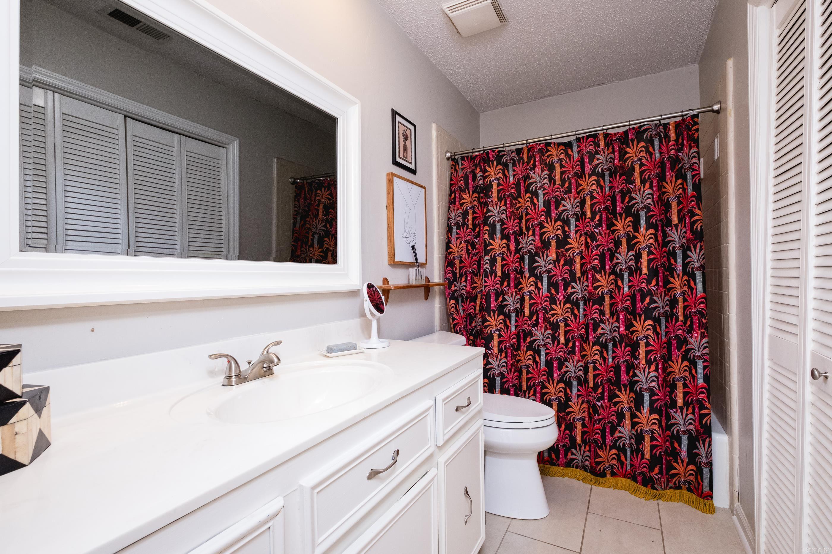 8 Hightrail Drive Maumelle, AR 72113