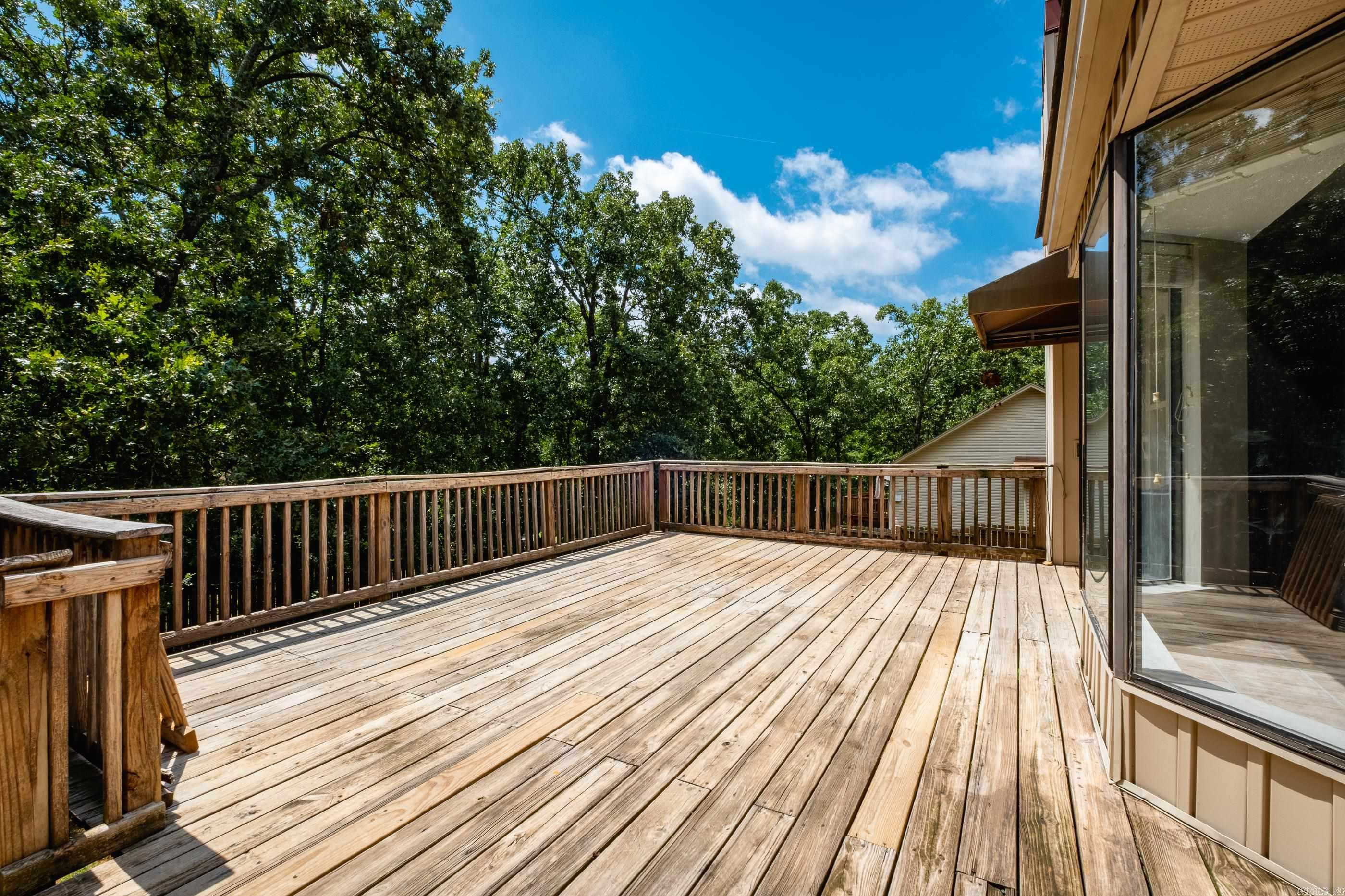 8 Hightrail Drive Maumelle, AR 72113