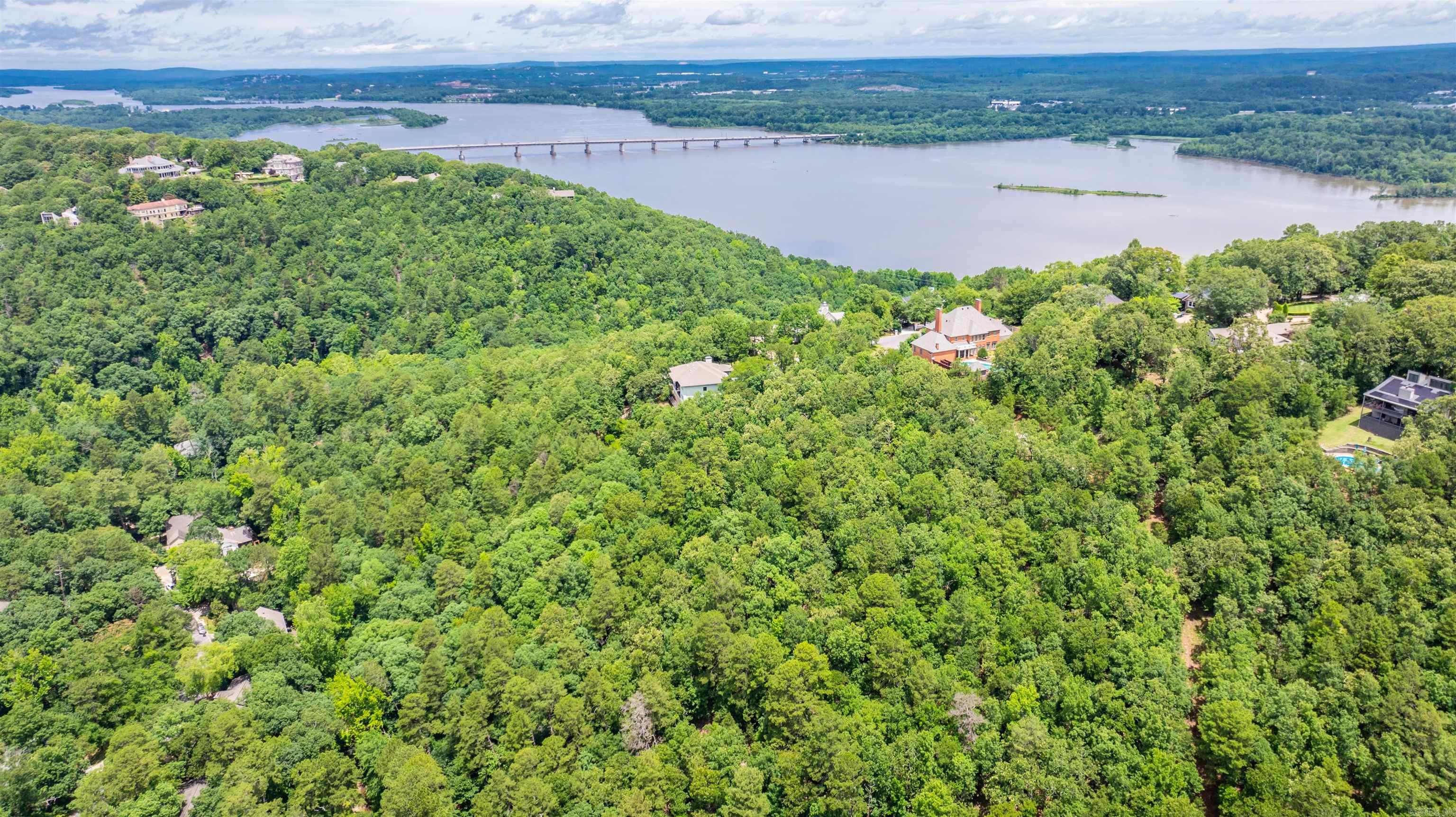 11 Vantage  Little Rock, AR