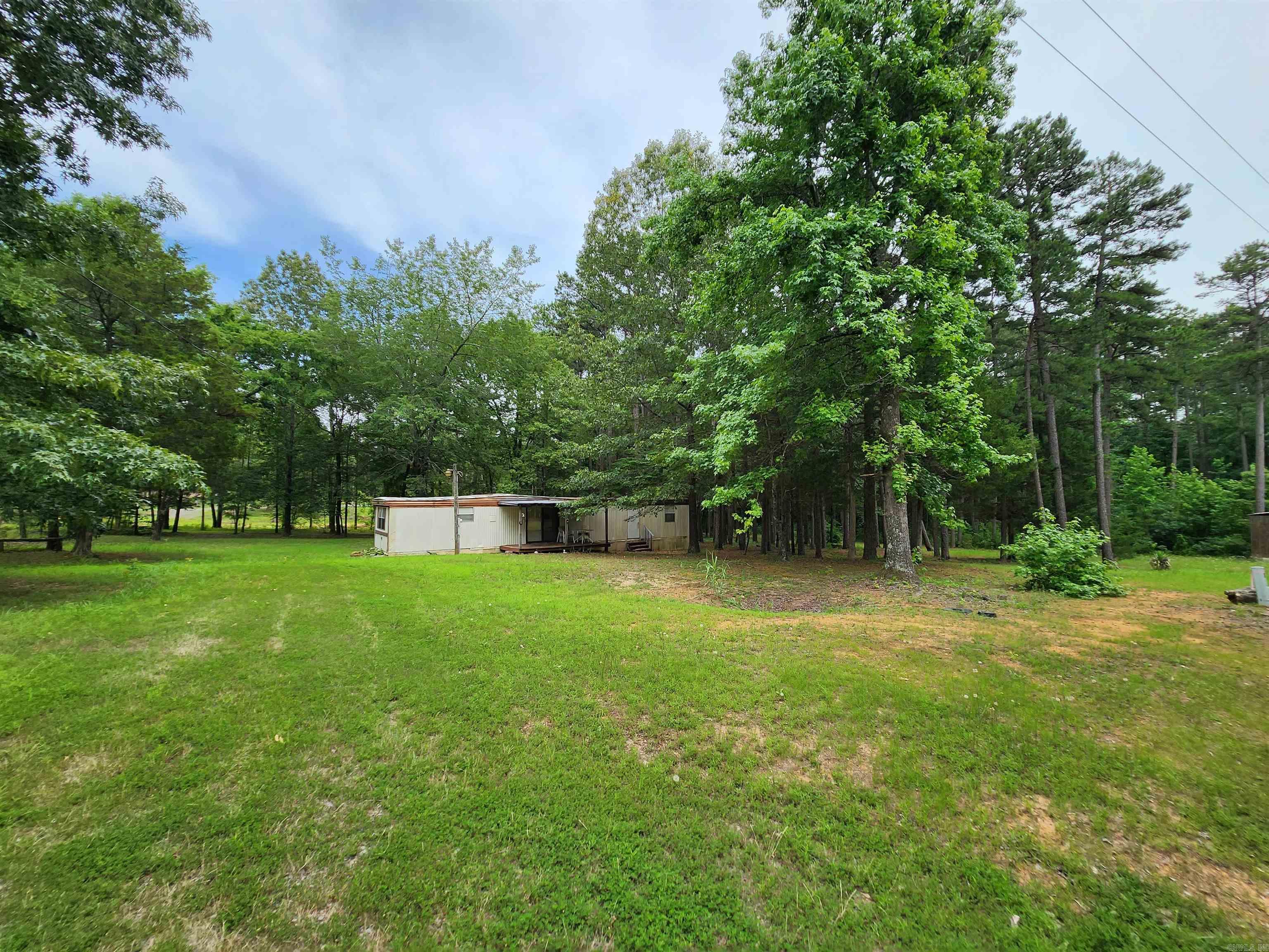 35 Pine Tree  Greers Ferry, AR