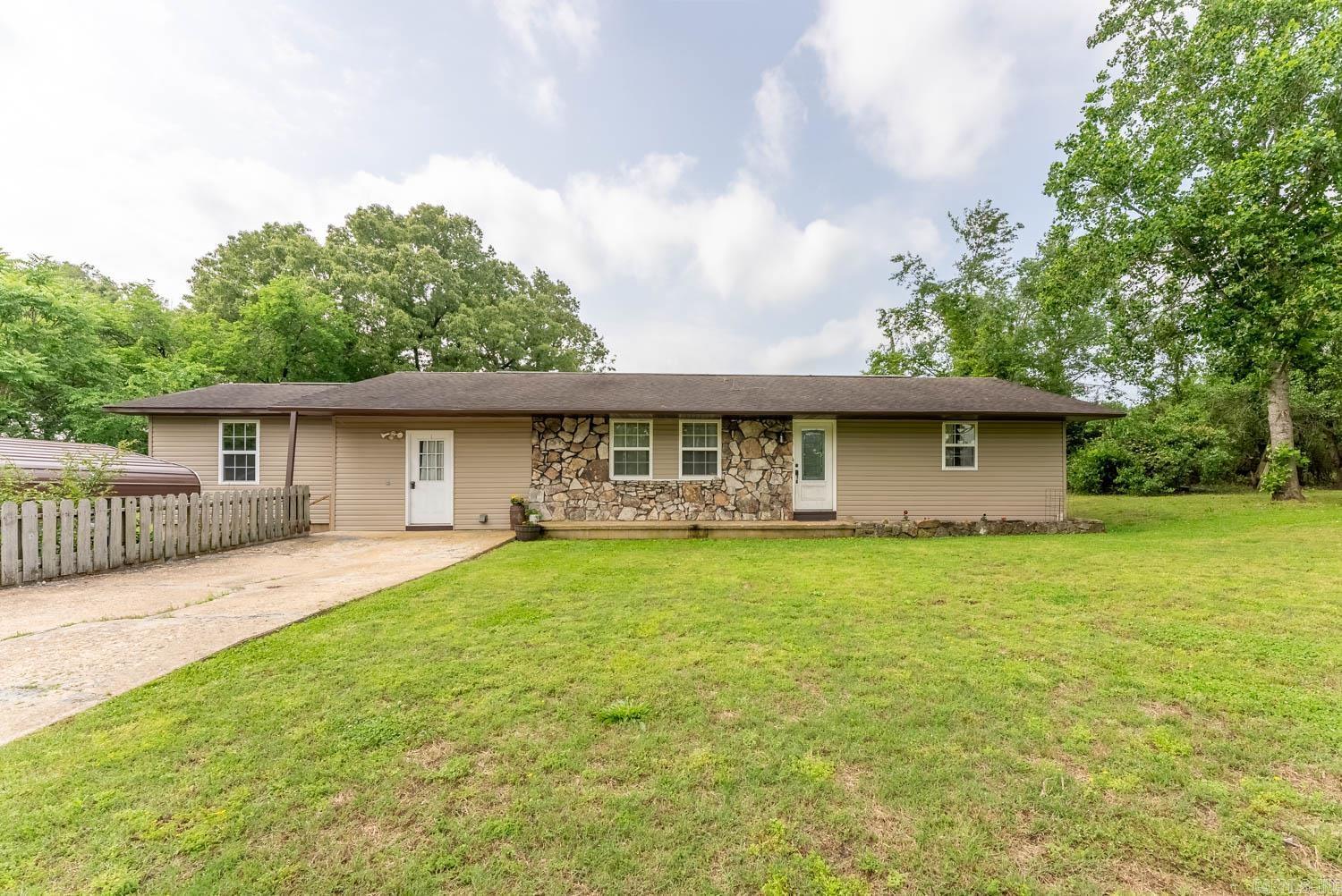 1790 Cochran Avenue  Mammoth Spring, AR