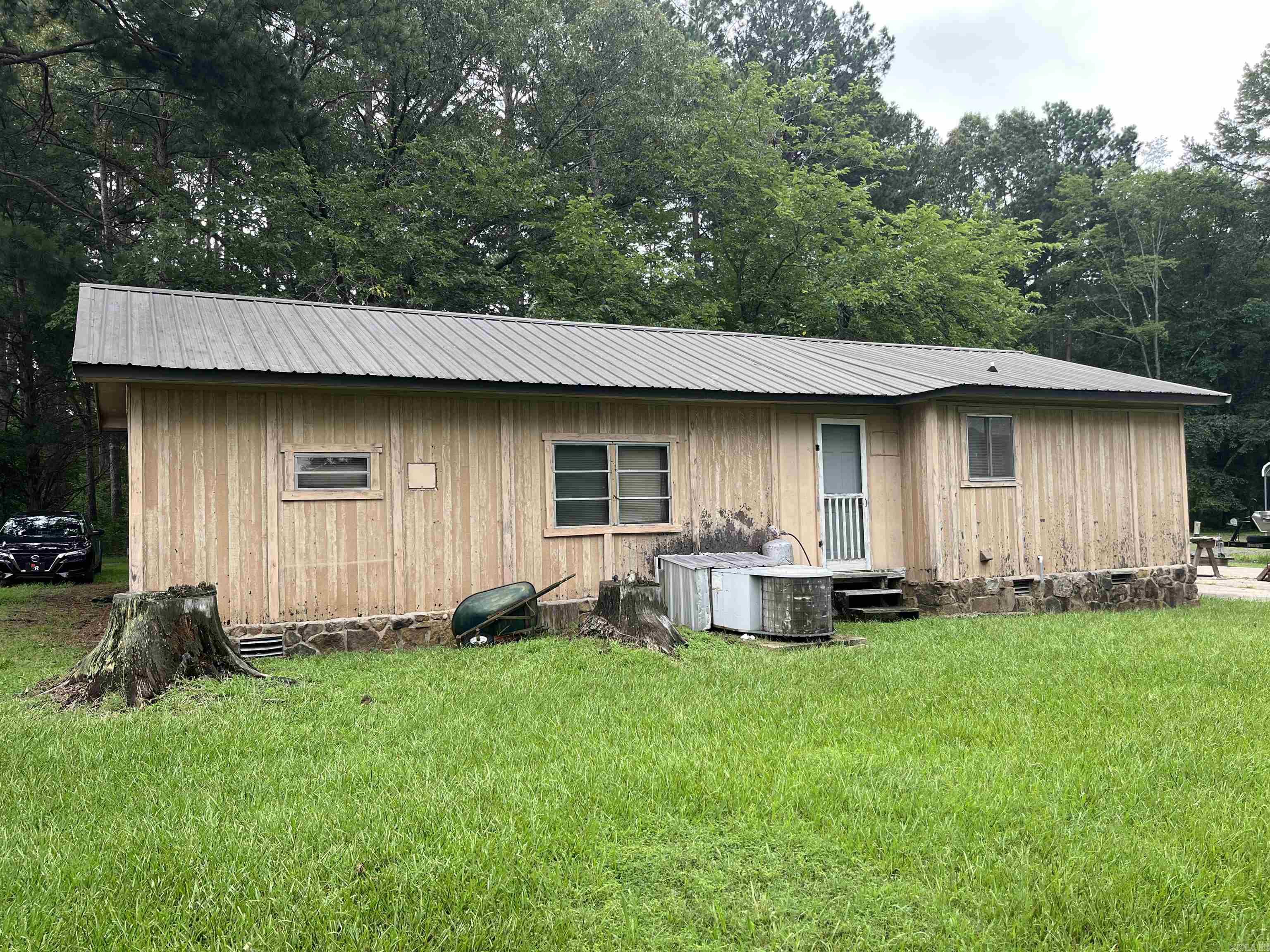 20 Easy St.  Greers Ferry, AR