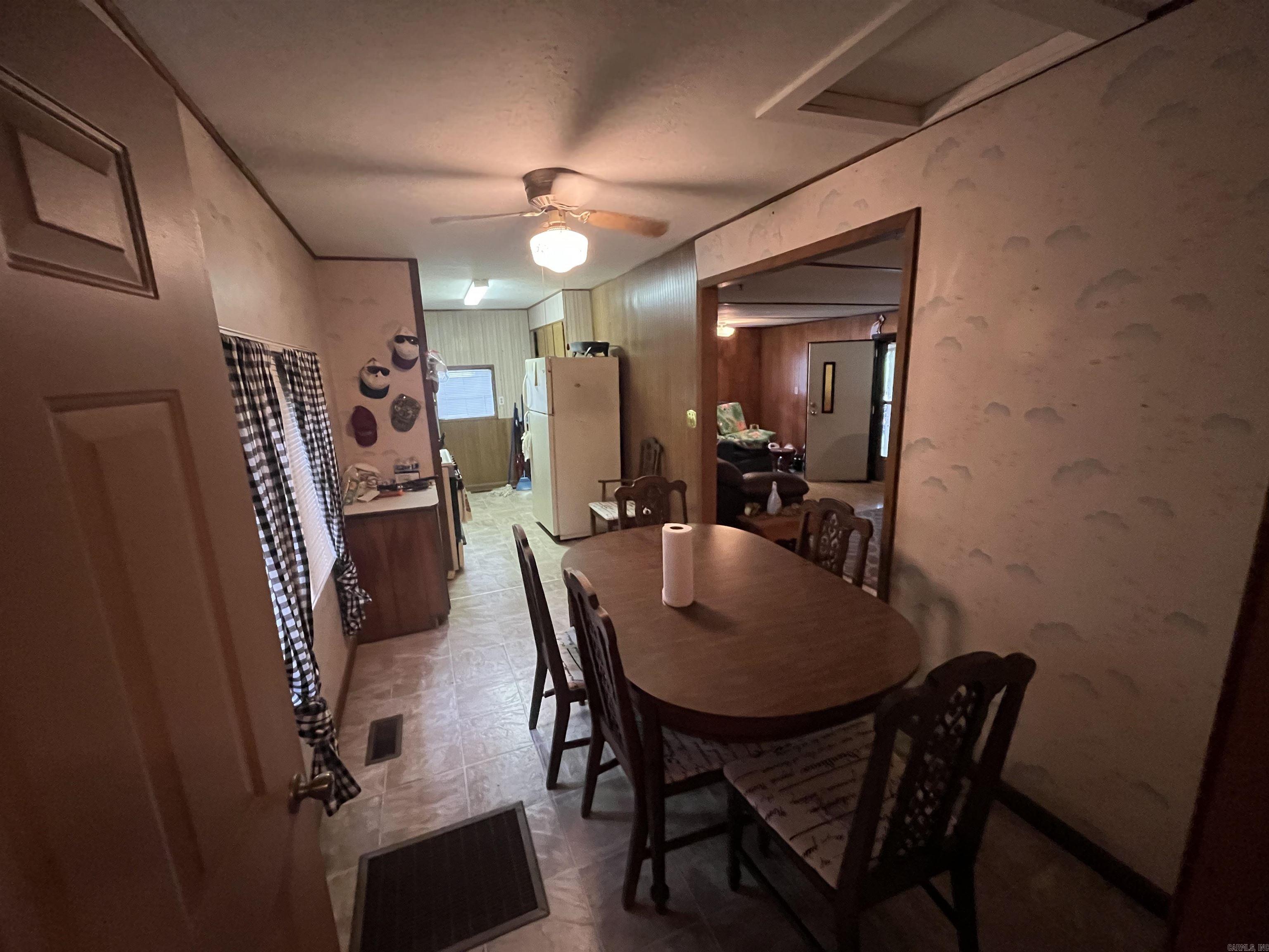 20 Easy St.  Greers Ferry, AR