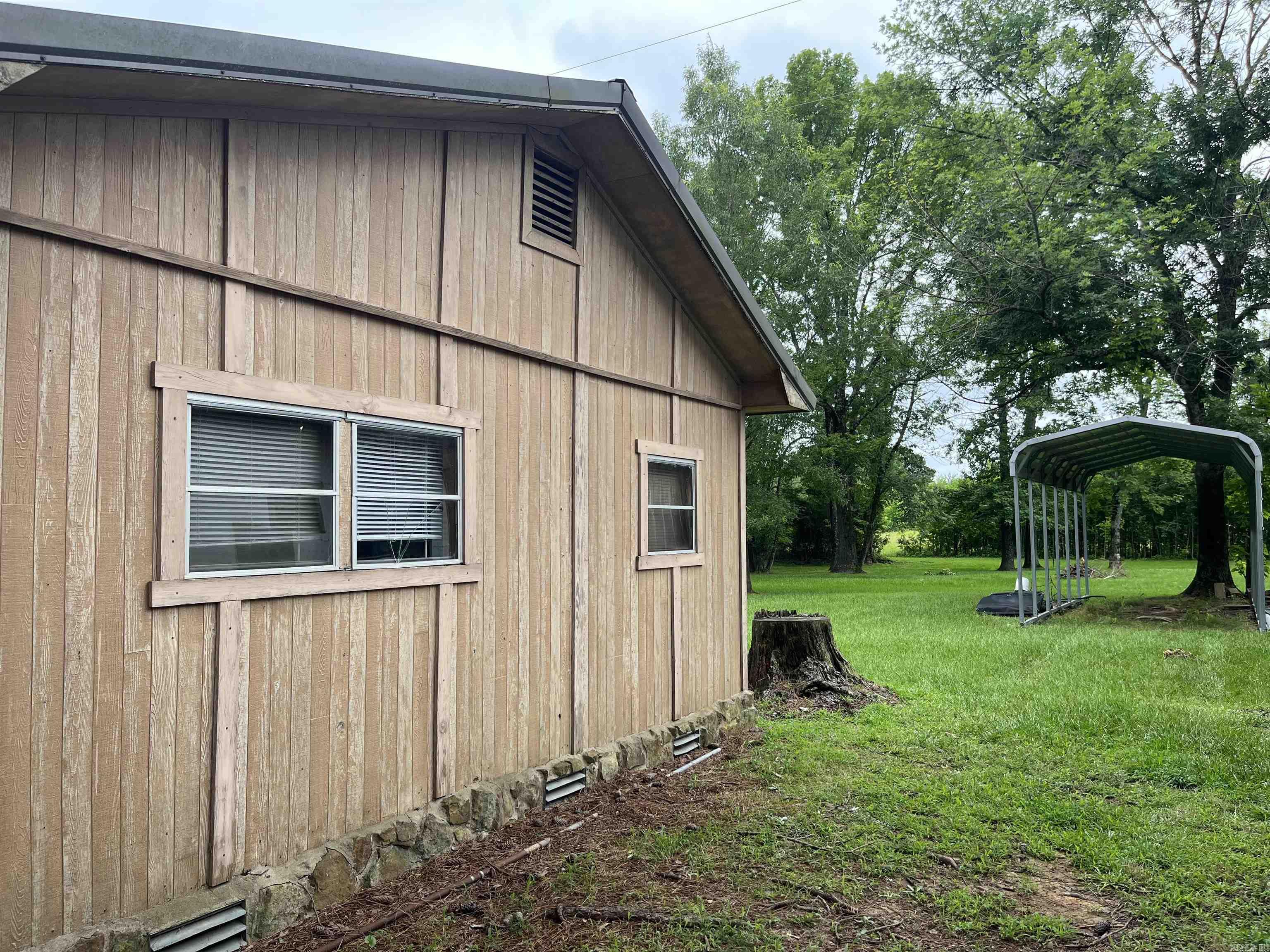 20 Easy St.  Greers Ferry, AR