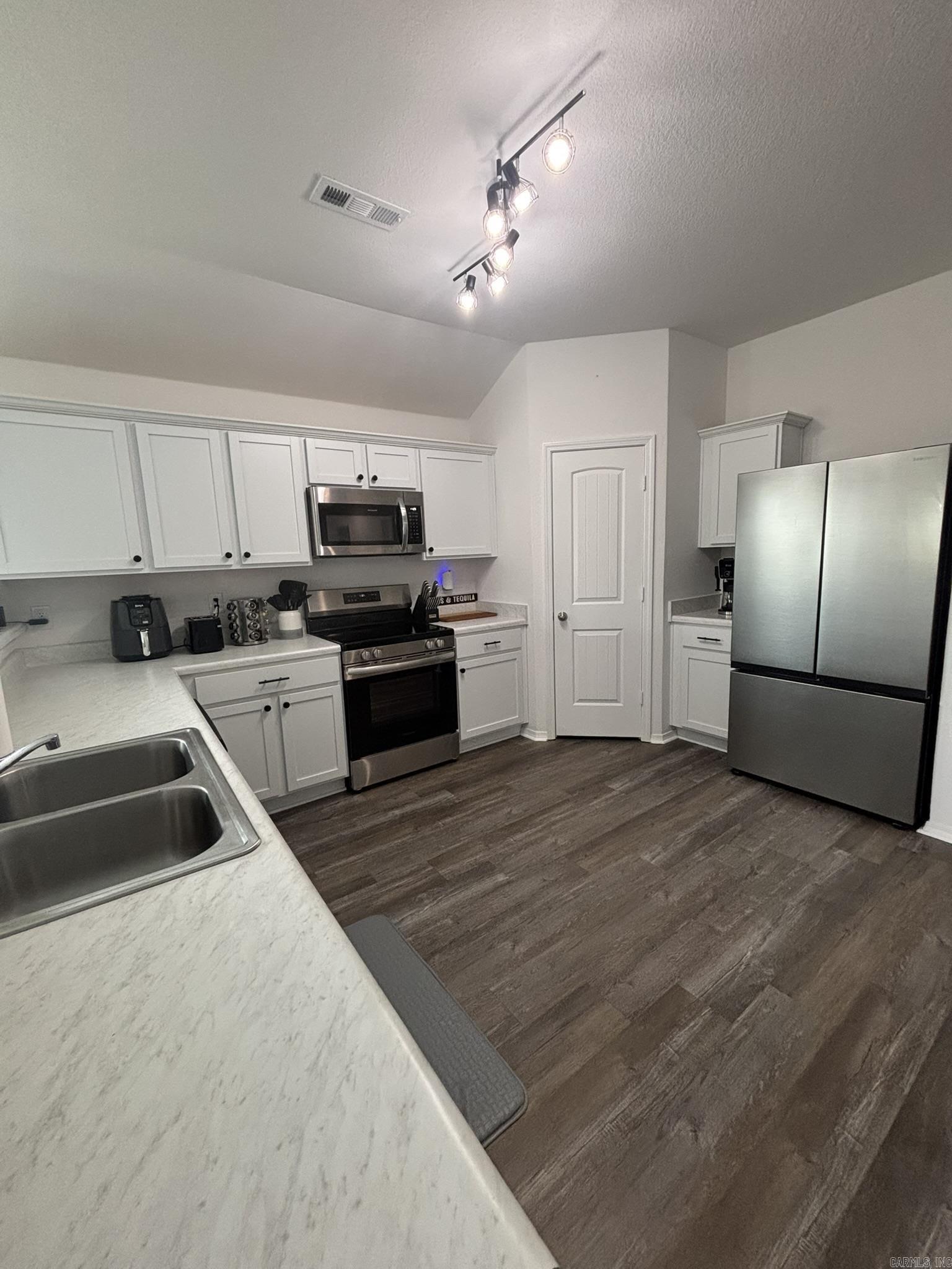 303 Rooster Road Conway, AR 72032