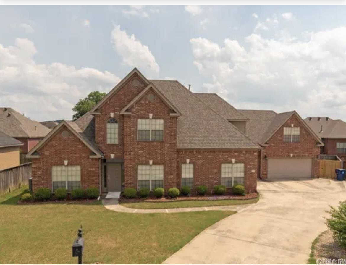 25 Toulouse Court Maumelle, AR 72113