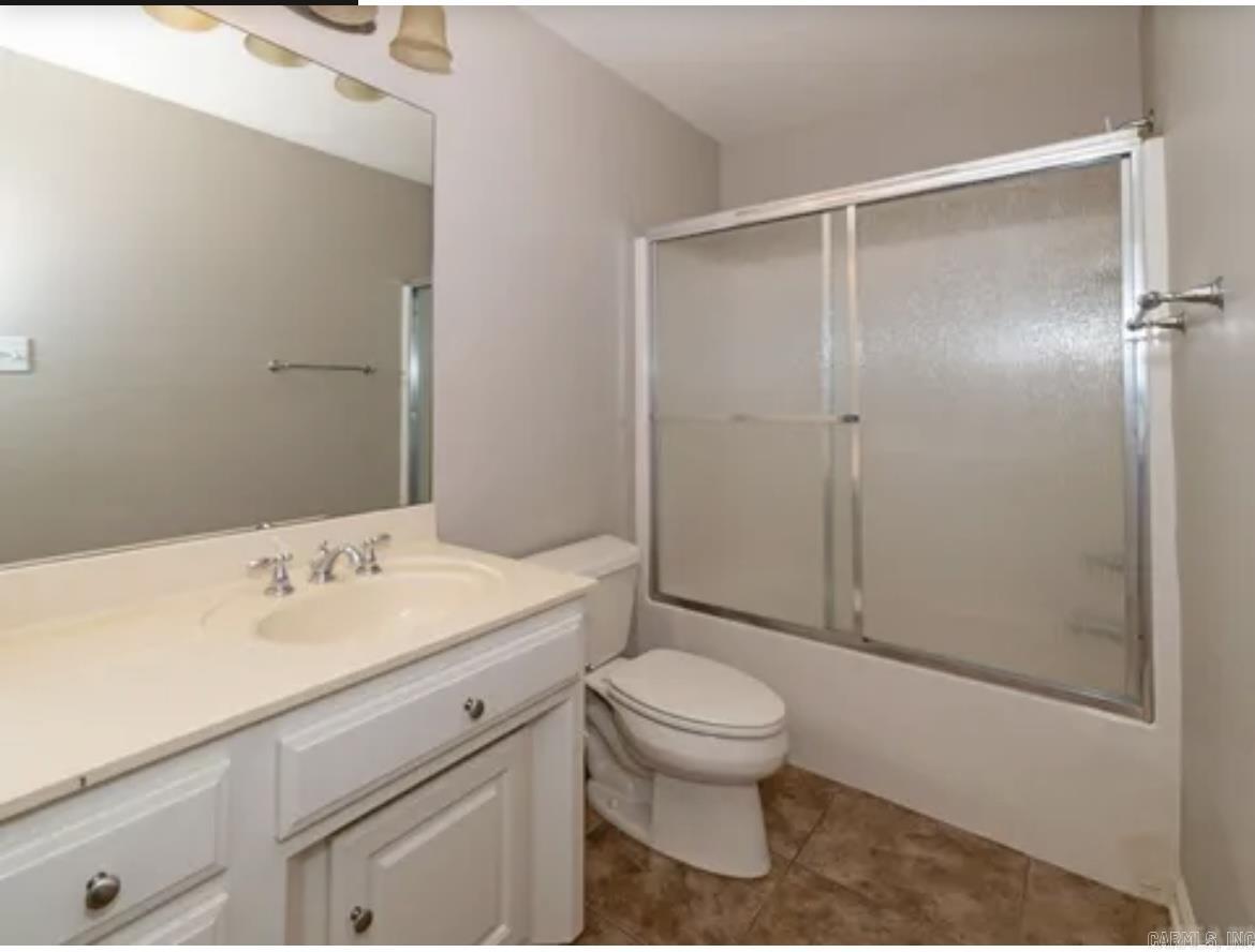 25 Toulouse Court Maumelle, AR 72113
