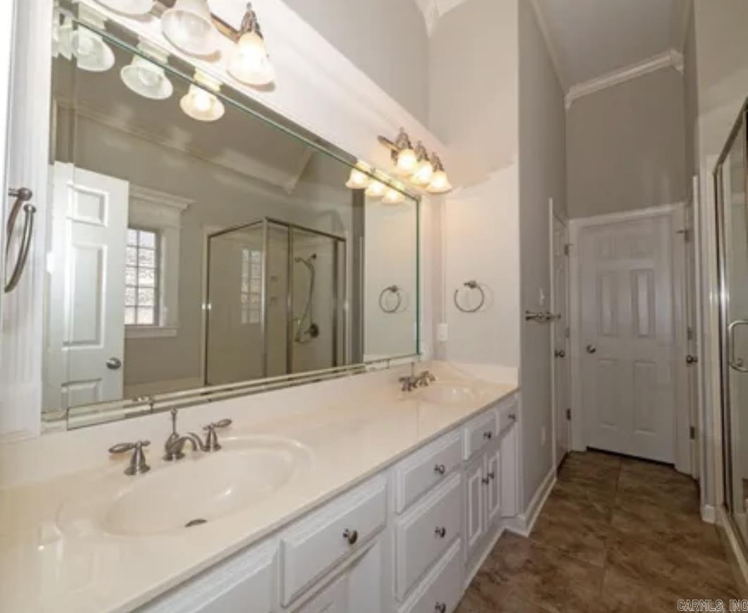 25 Toulouse Court Maumelle, AR 72113