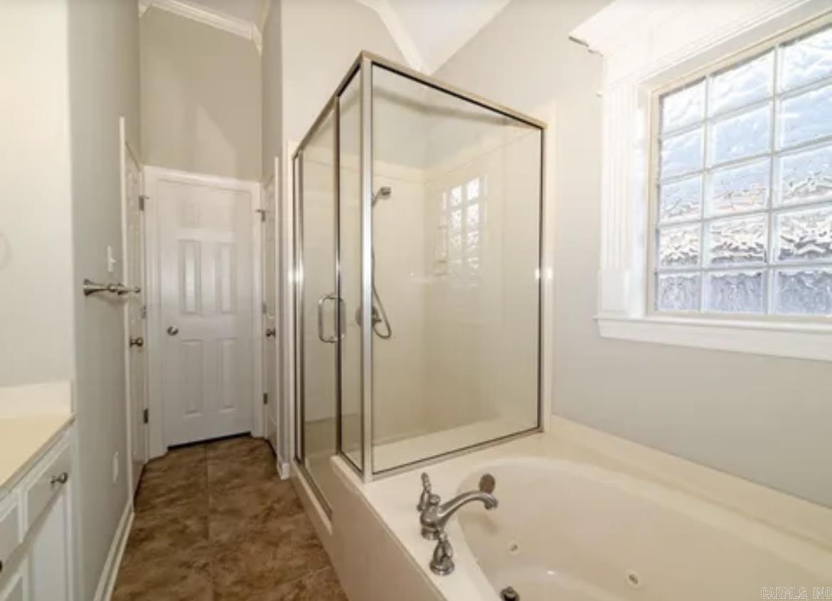 25 Toulouse Court Maumelle, AR 72113