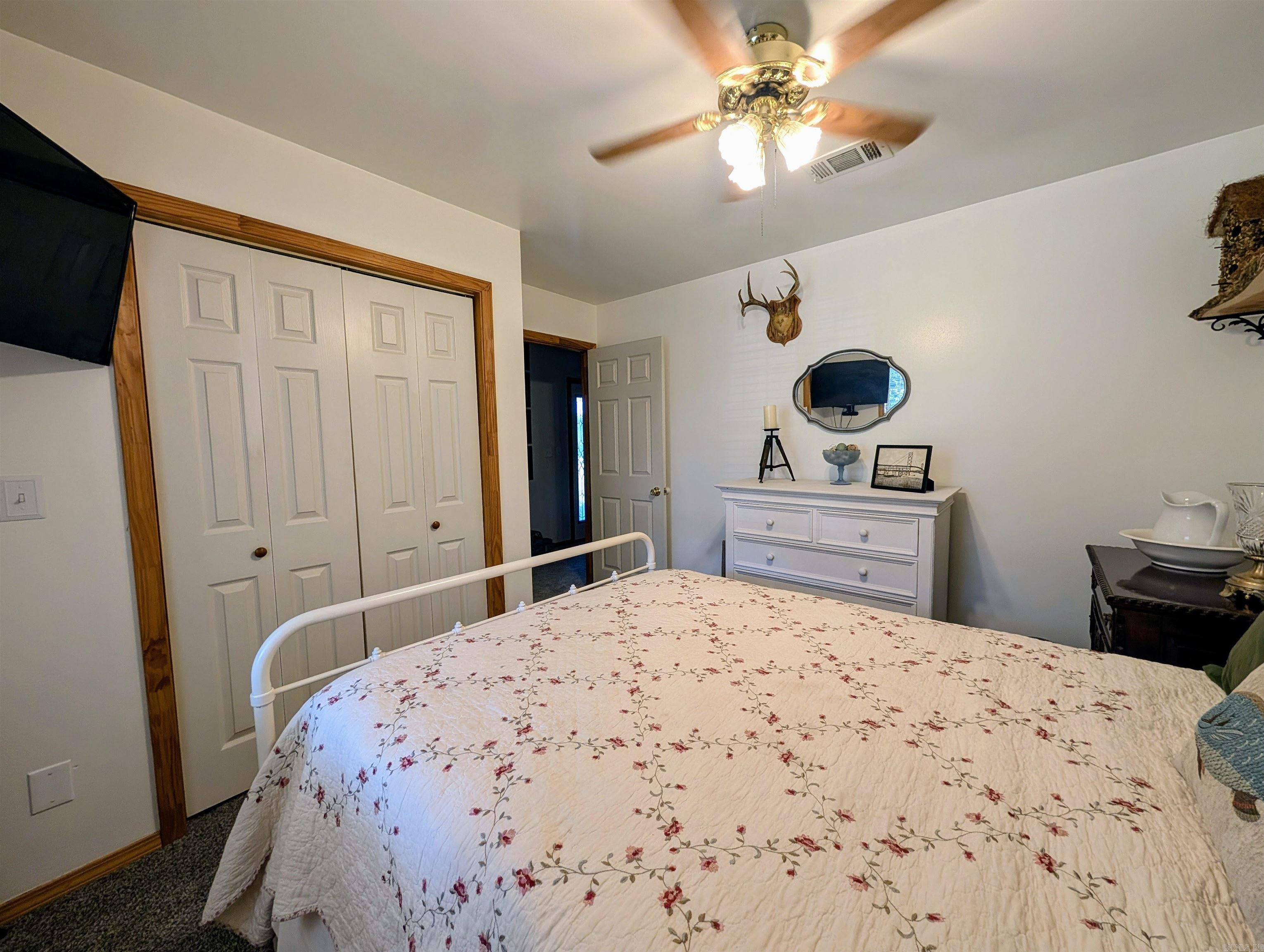 264 Polk Road 16 Cove, AR 71937