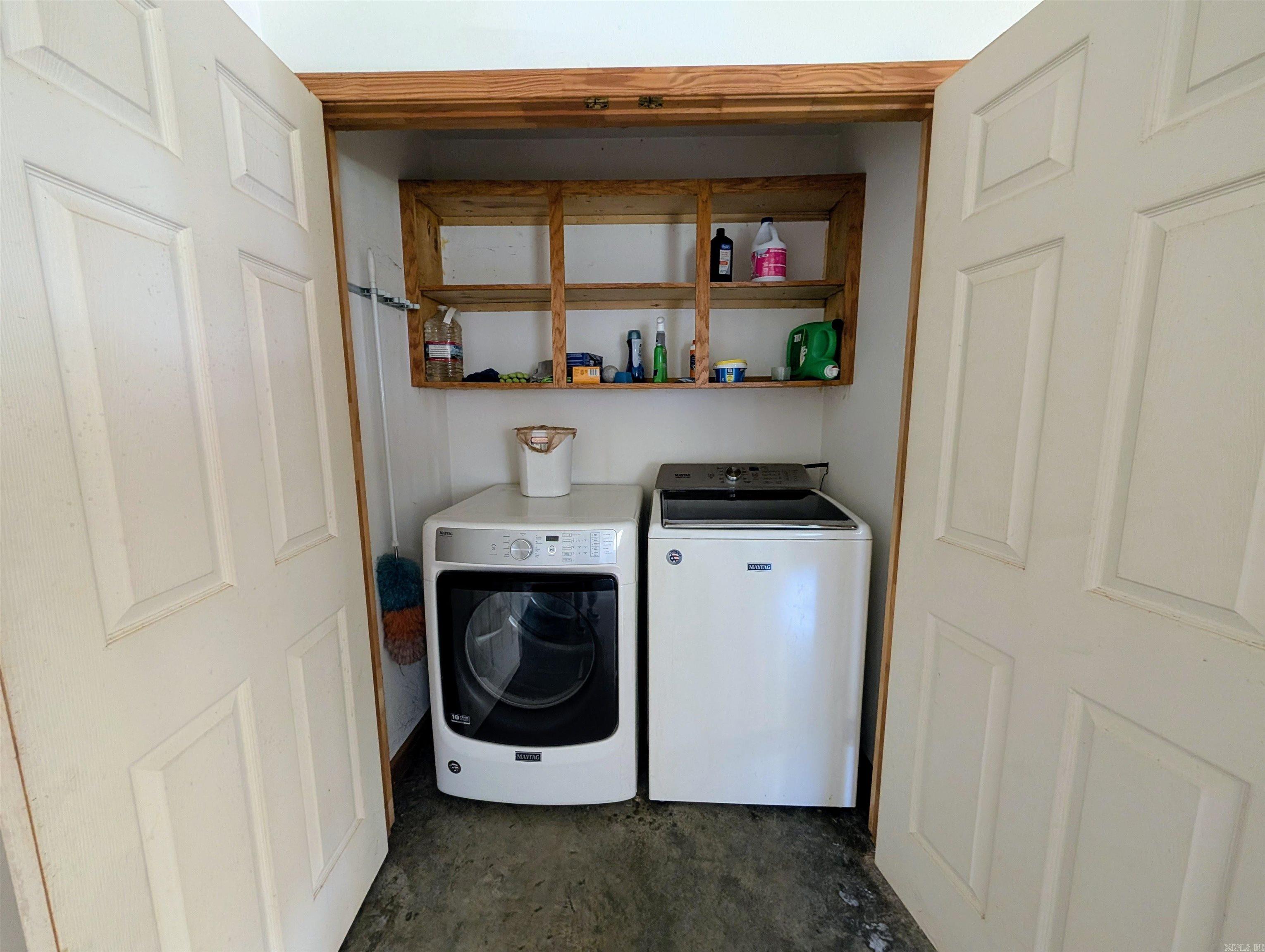 264 Polk Road 16  Cove, AR