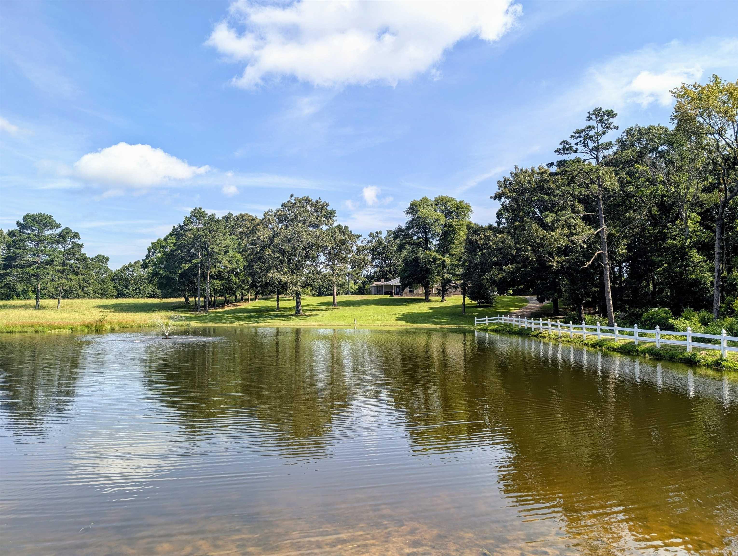 264 Polk Road 16 Cove, AR 71937