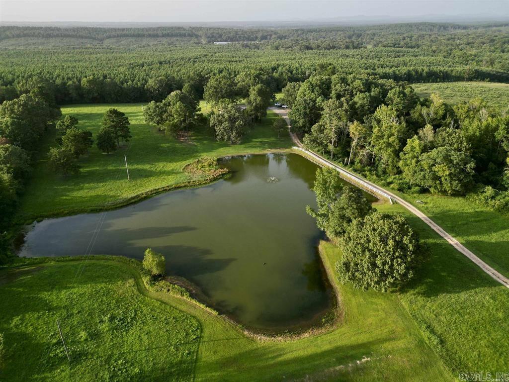 264 Polk Road 16 Cove, AR 71937