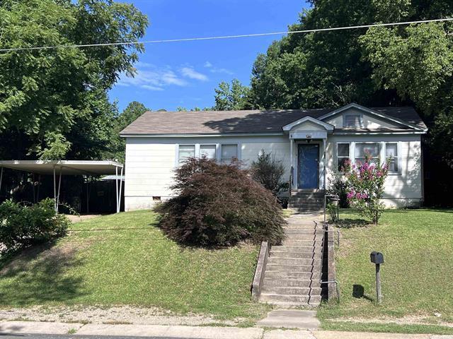 209  Magnolia  Hot Springs, AR