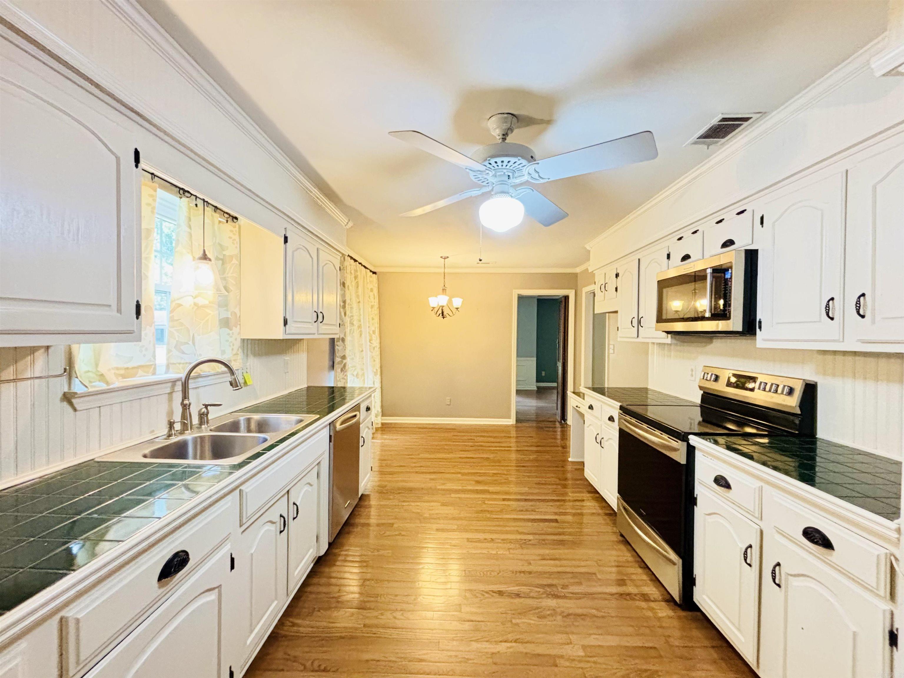2418 Grist Mill  Little Rock, AR
