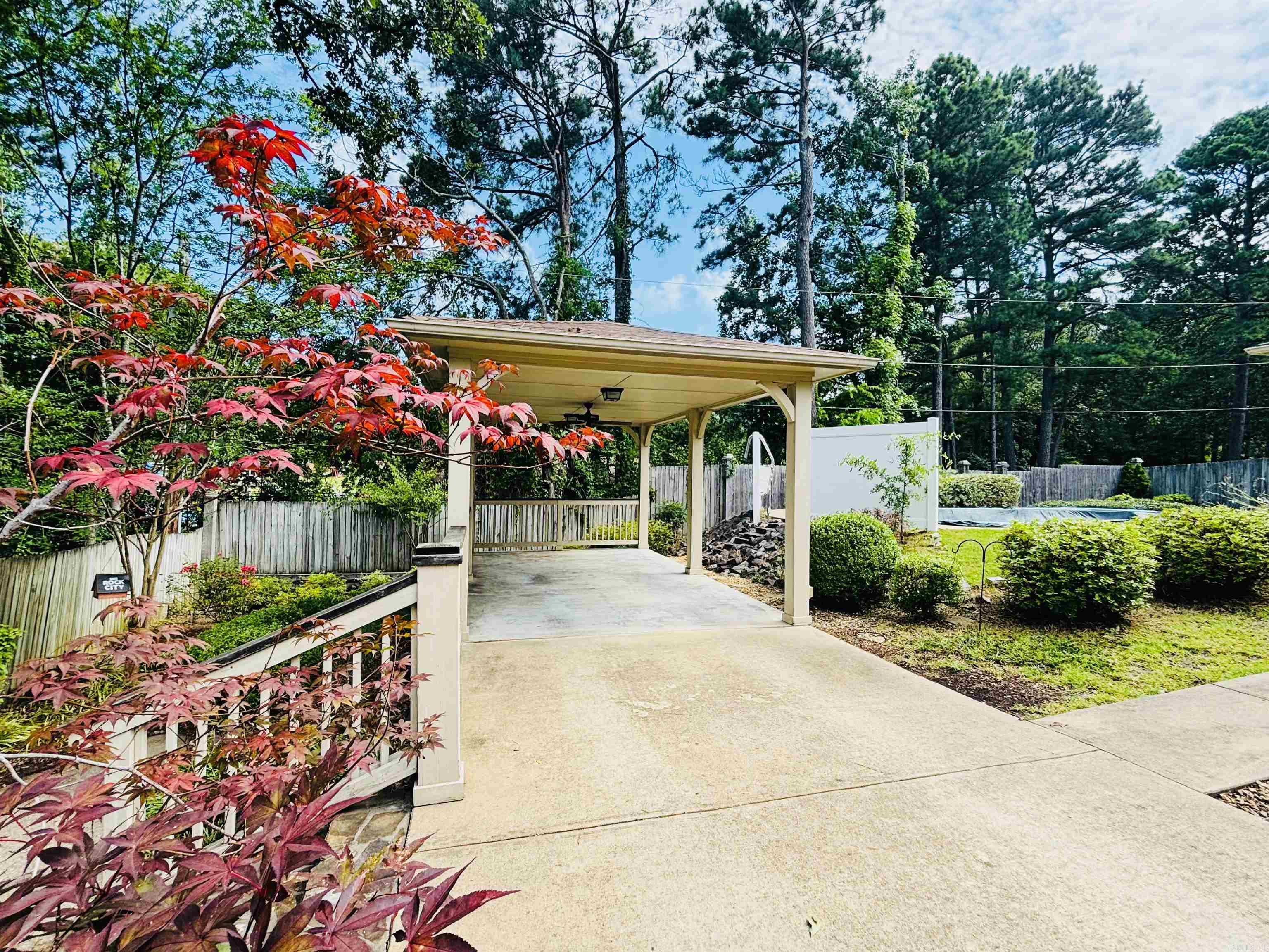 2418 Grist Mill  Little Rock, AR