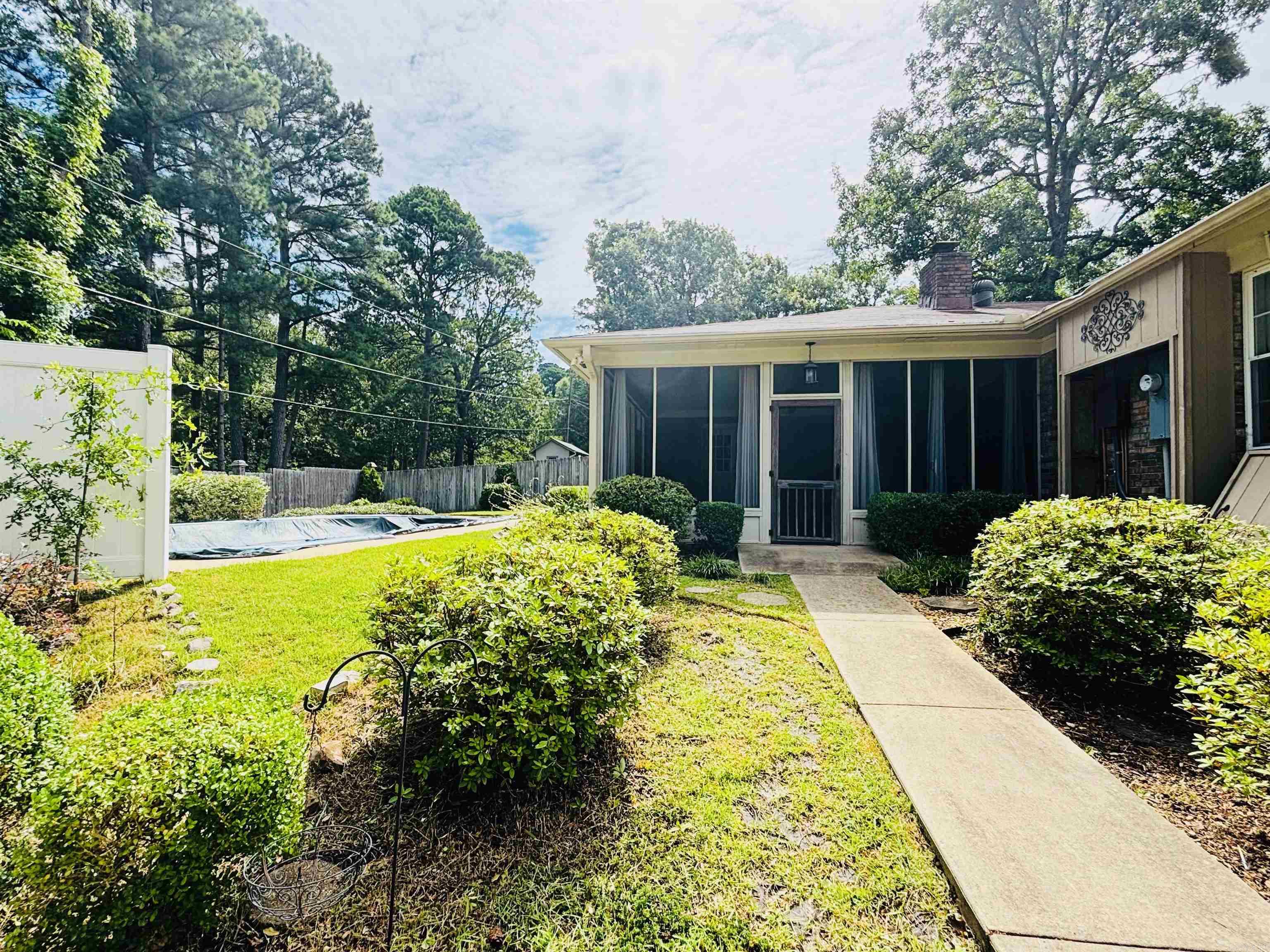 2418 Grist Mill  Little Rock, AR