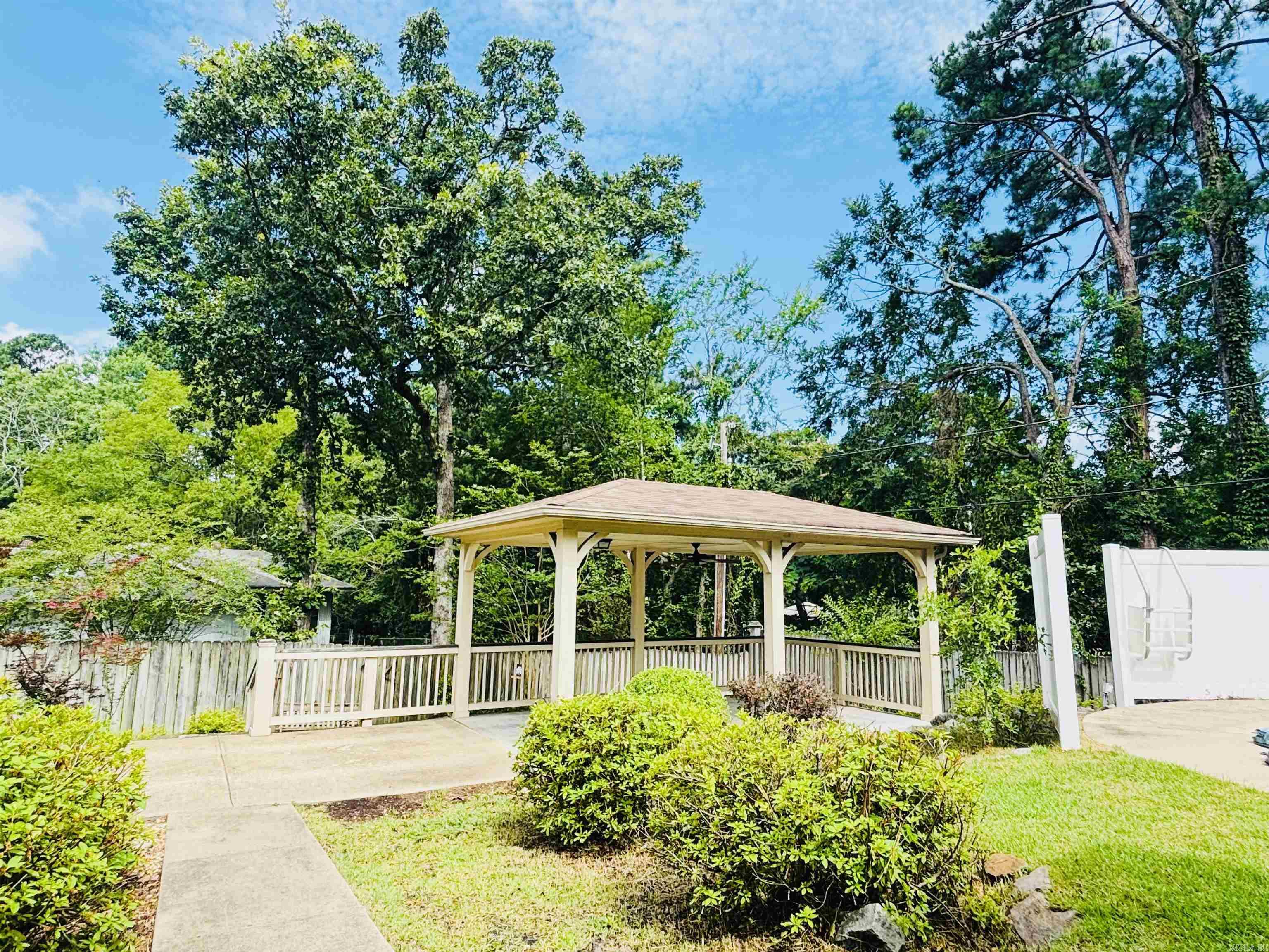 2418 Grist Mill  Little Rock, AR