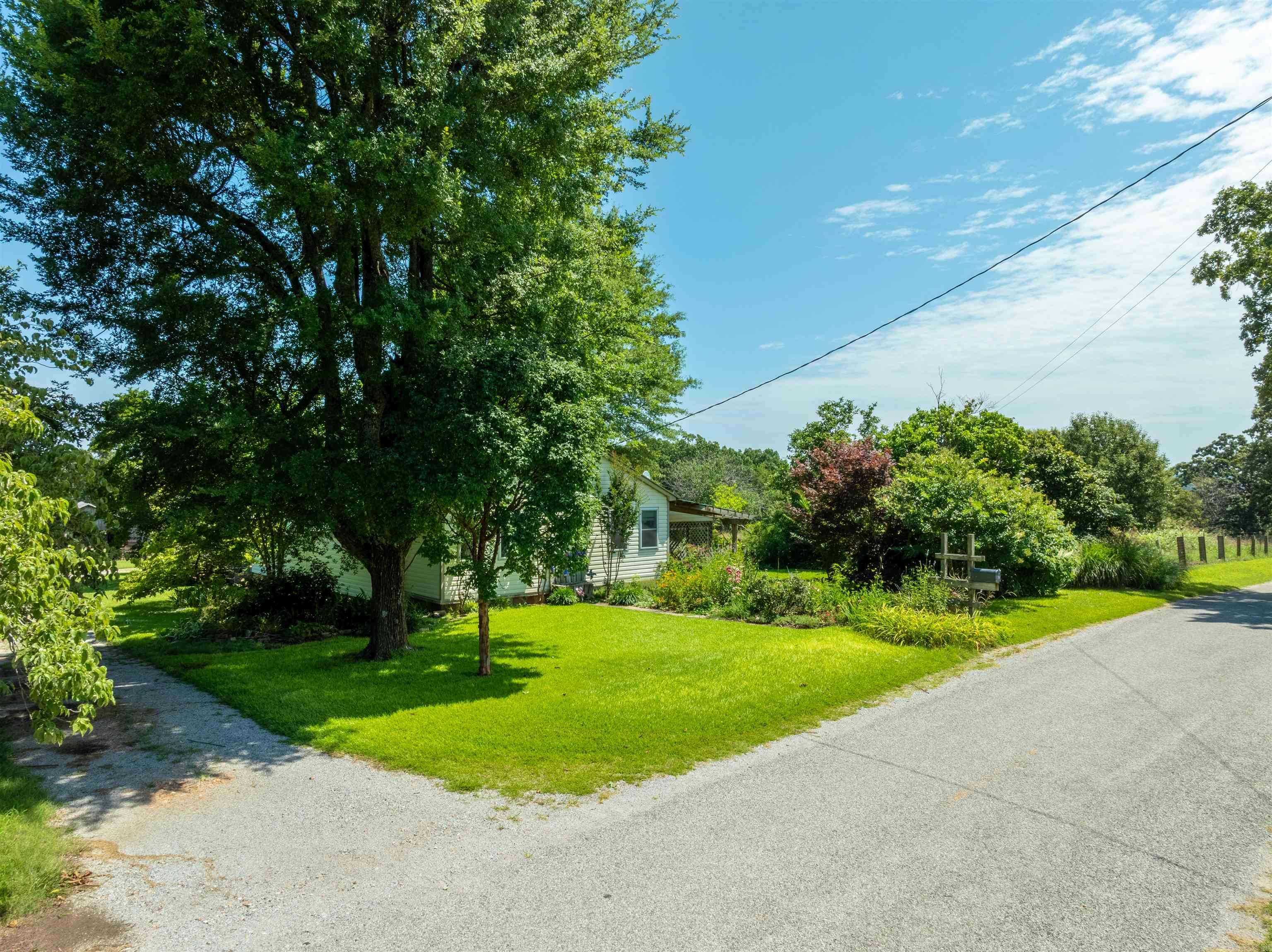 550 Medlock Rd  Batesville, AR
