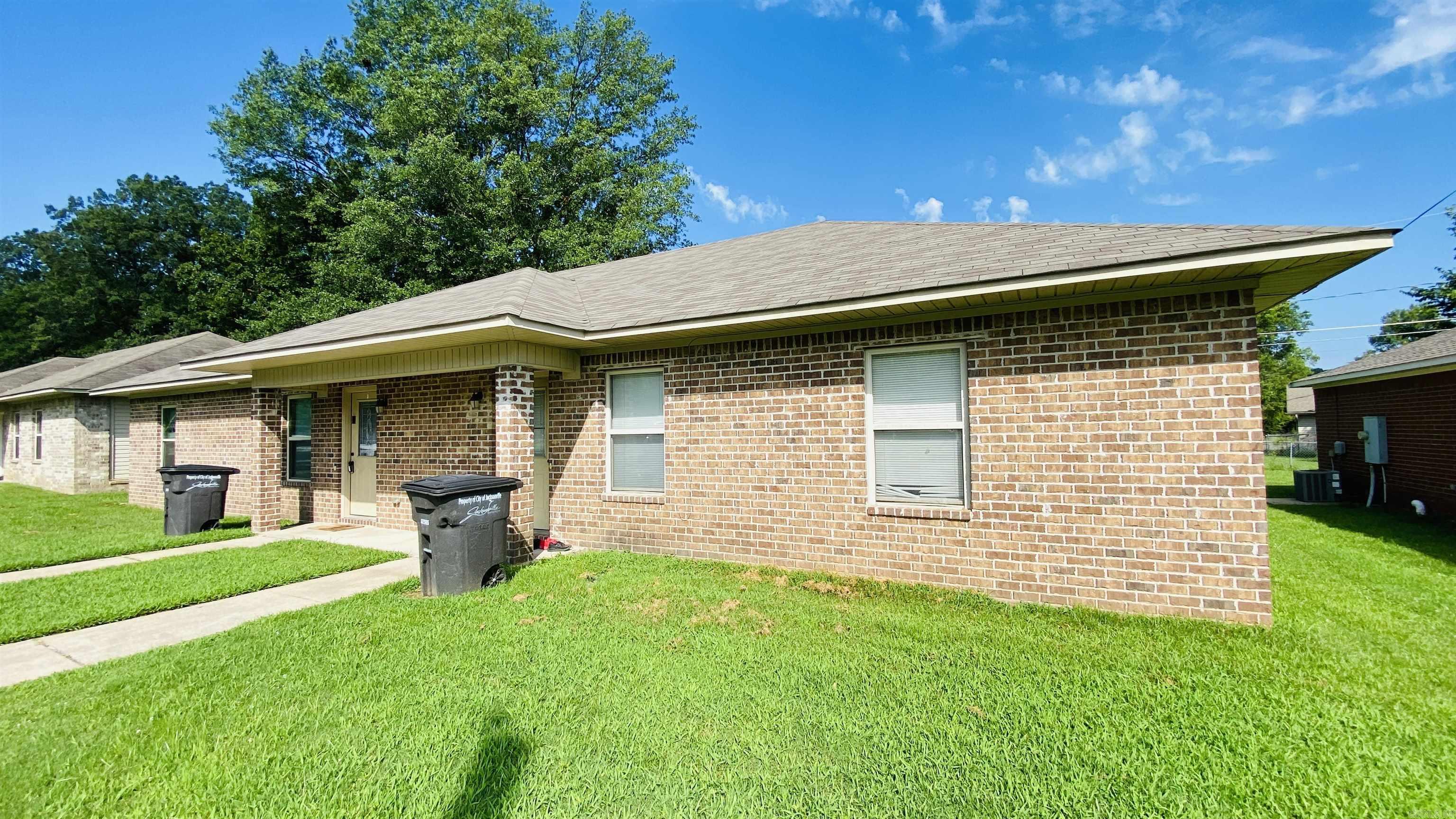 1032 Gina Circle Unit A-B  Jacksonville, AR