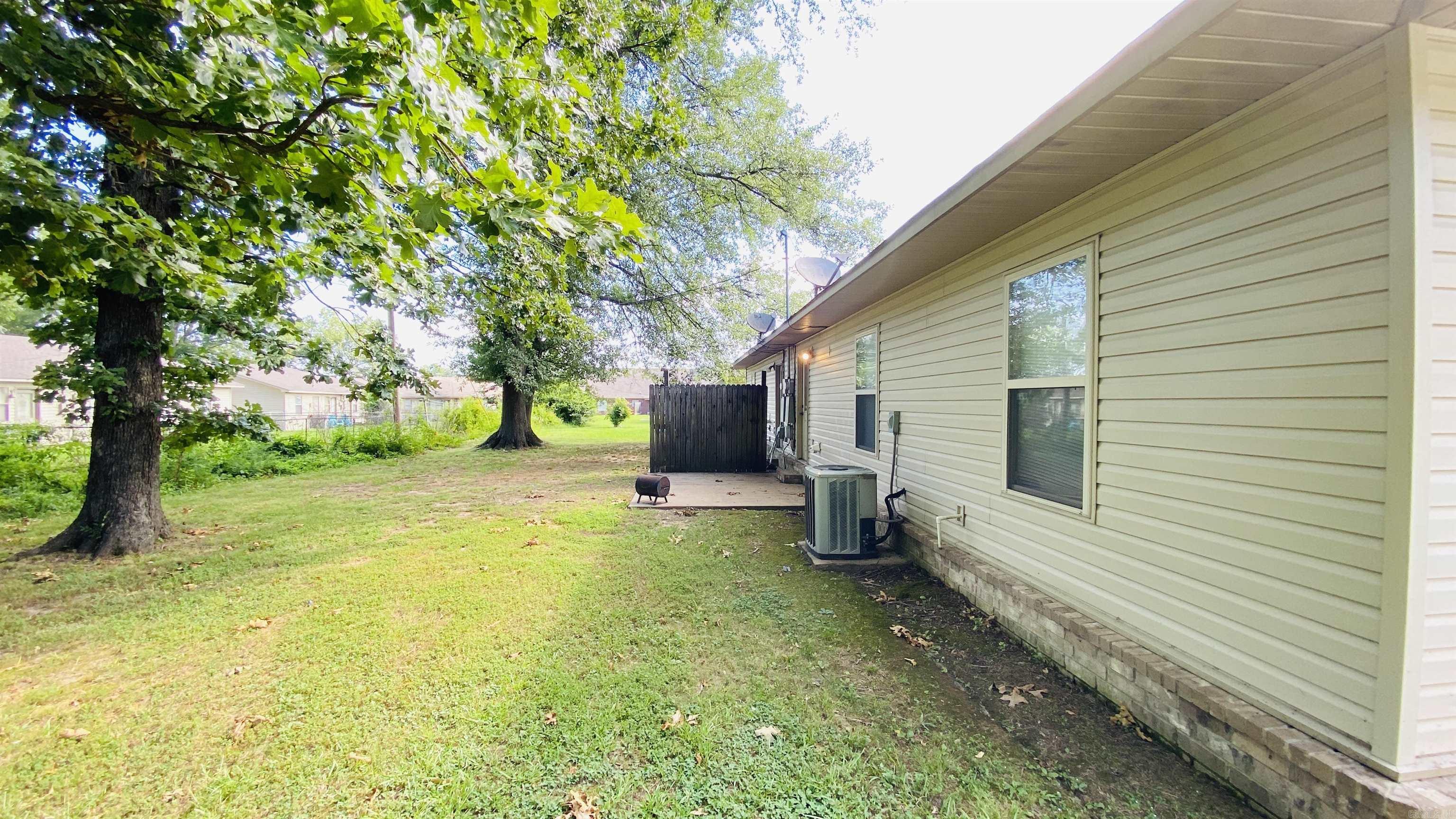 1032 Gina Circle Unit A-B  Jacksonville, AR