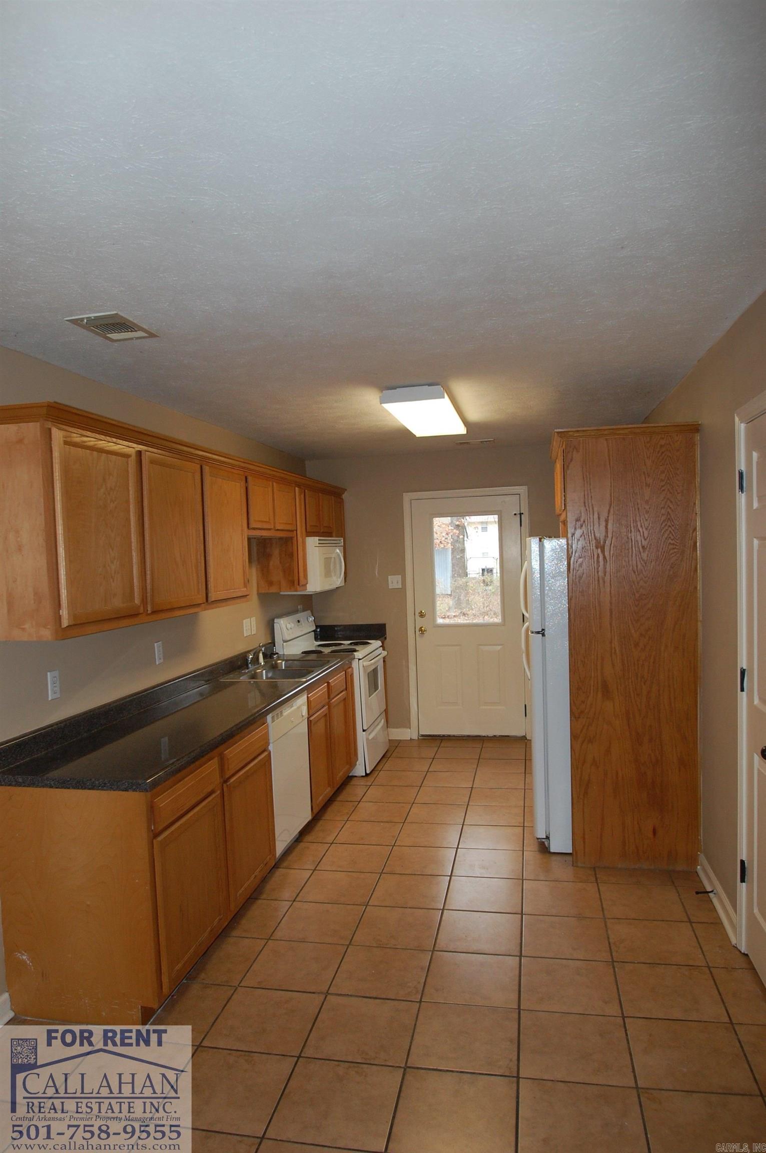 1032 Gina Circle Unit A-B  Jacksonville, AR