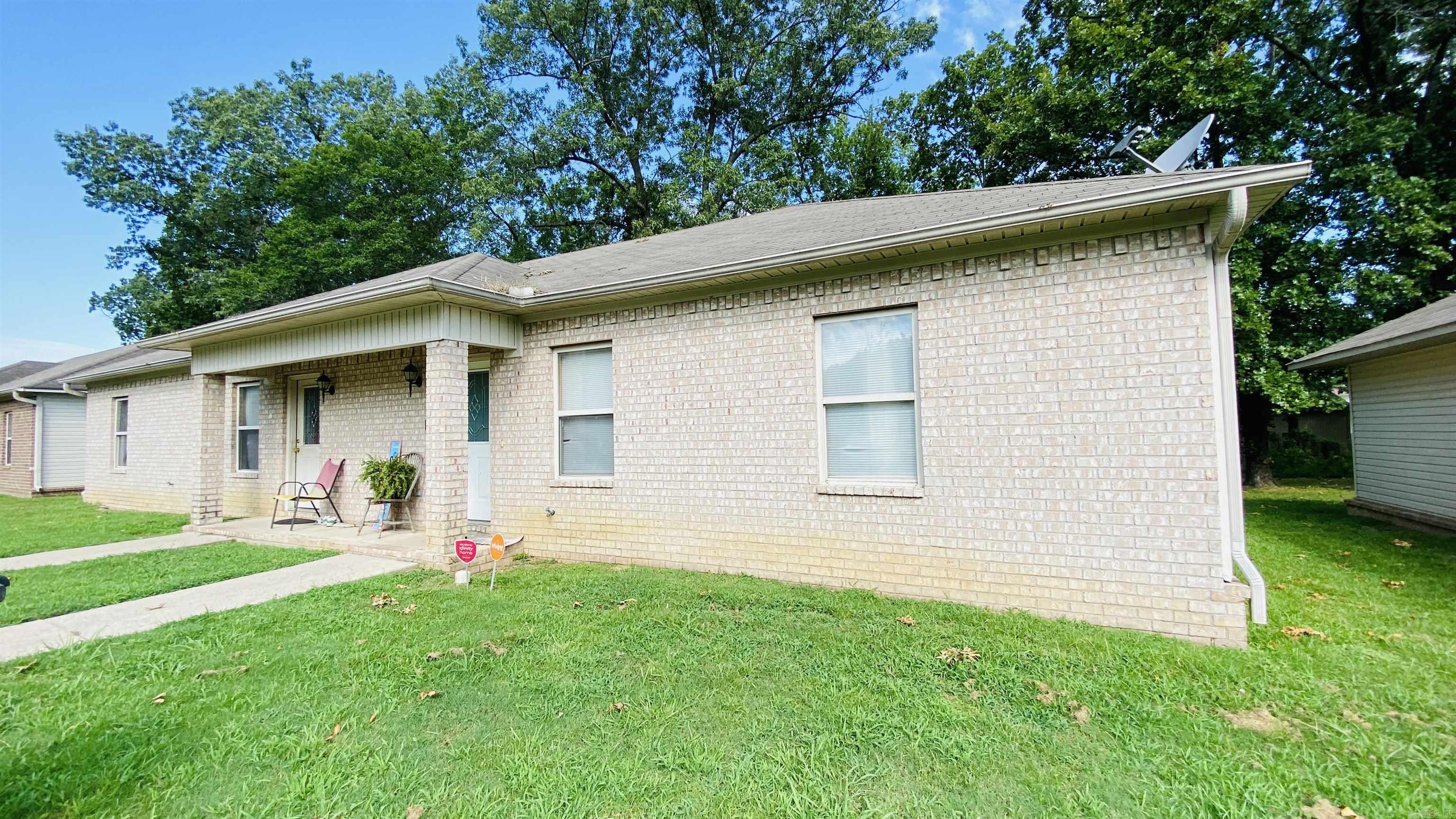 1036 Gina Circle Unit A-B  Jacksonville, AR