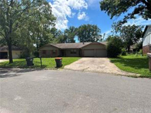 1507 N Jackson Ave  Russellville, AR